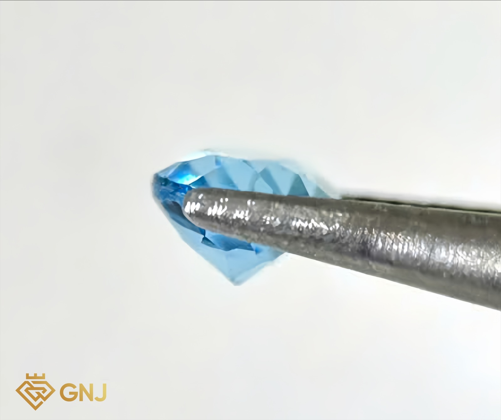 Đá Topaz Xanh Tự Nhiên Xanh Dương 0.8ct — chi tiết đá