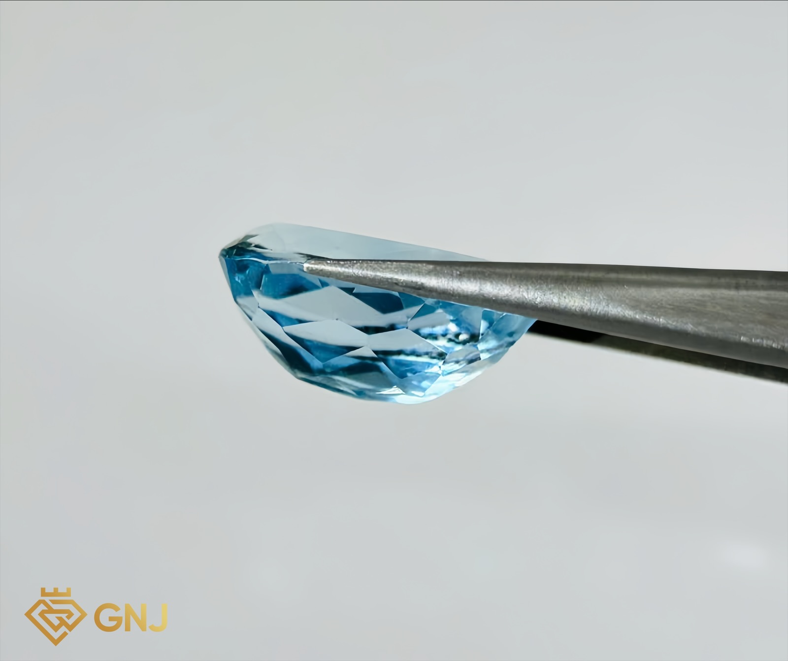 Đá Topaz Xanh Tự Nhiên 16.2ct — chi tiết đá