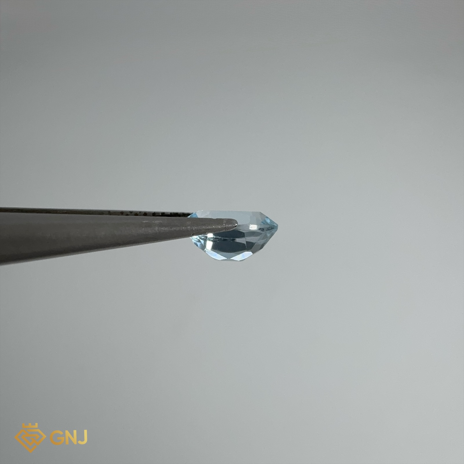 Đá Topaz Xanh Tự Nhiên 1.15ct — chi tiết đá