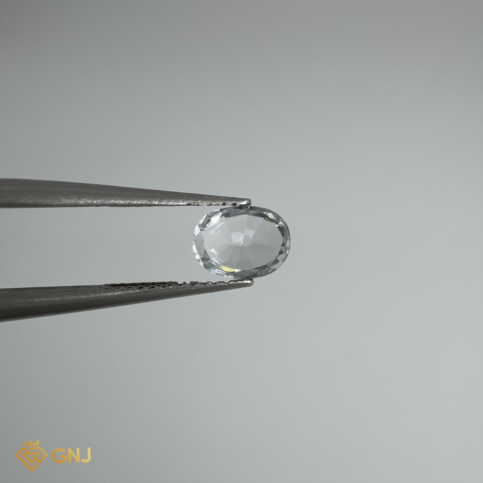 Đá Topaz Tự Nhiên Trắng 0.95ct — mặt bên