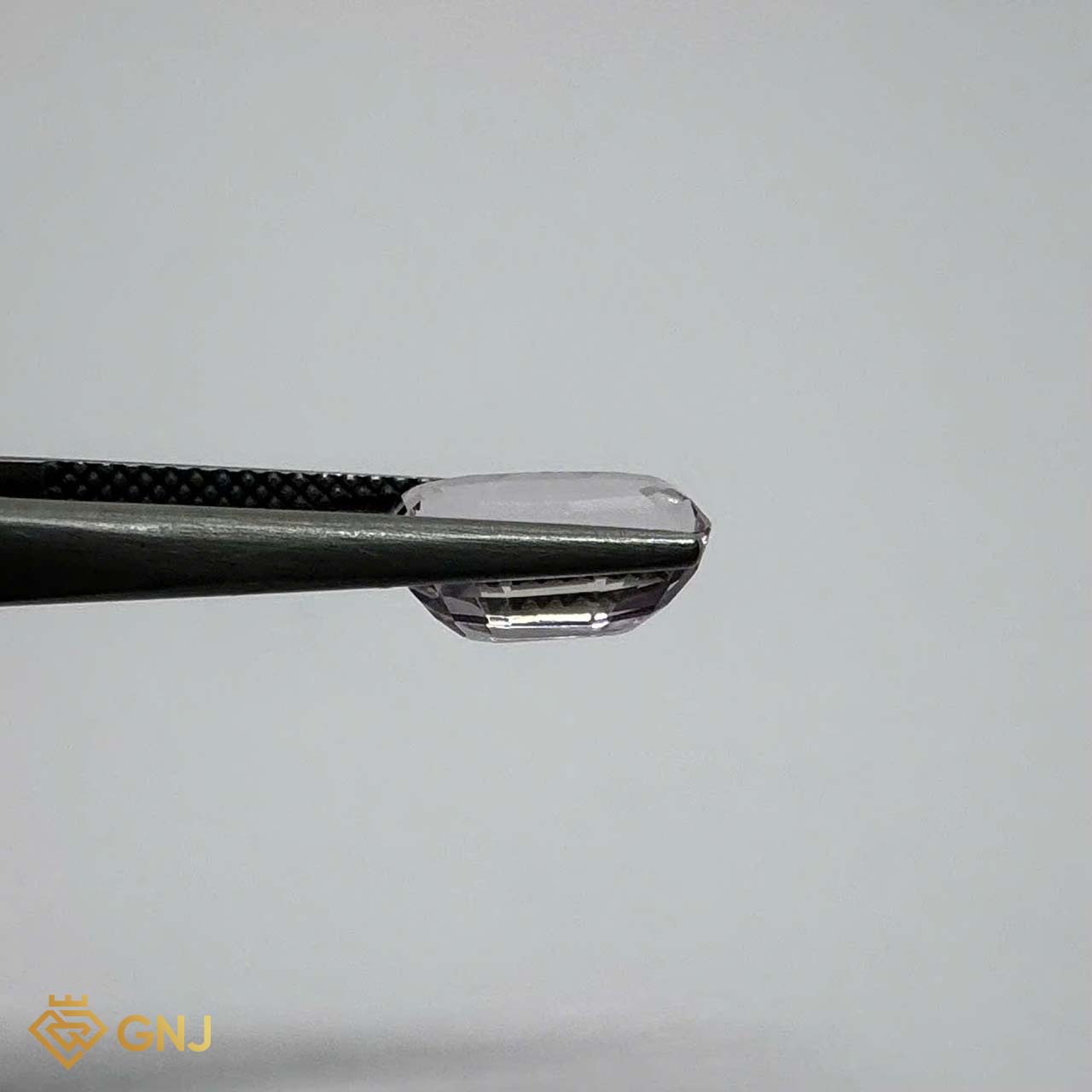 Đá Kunzite tự nhiên