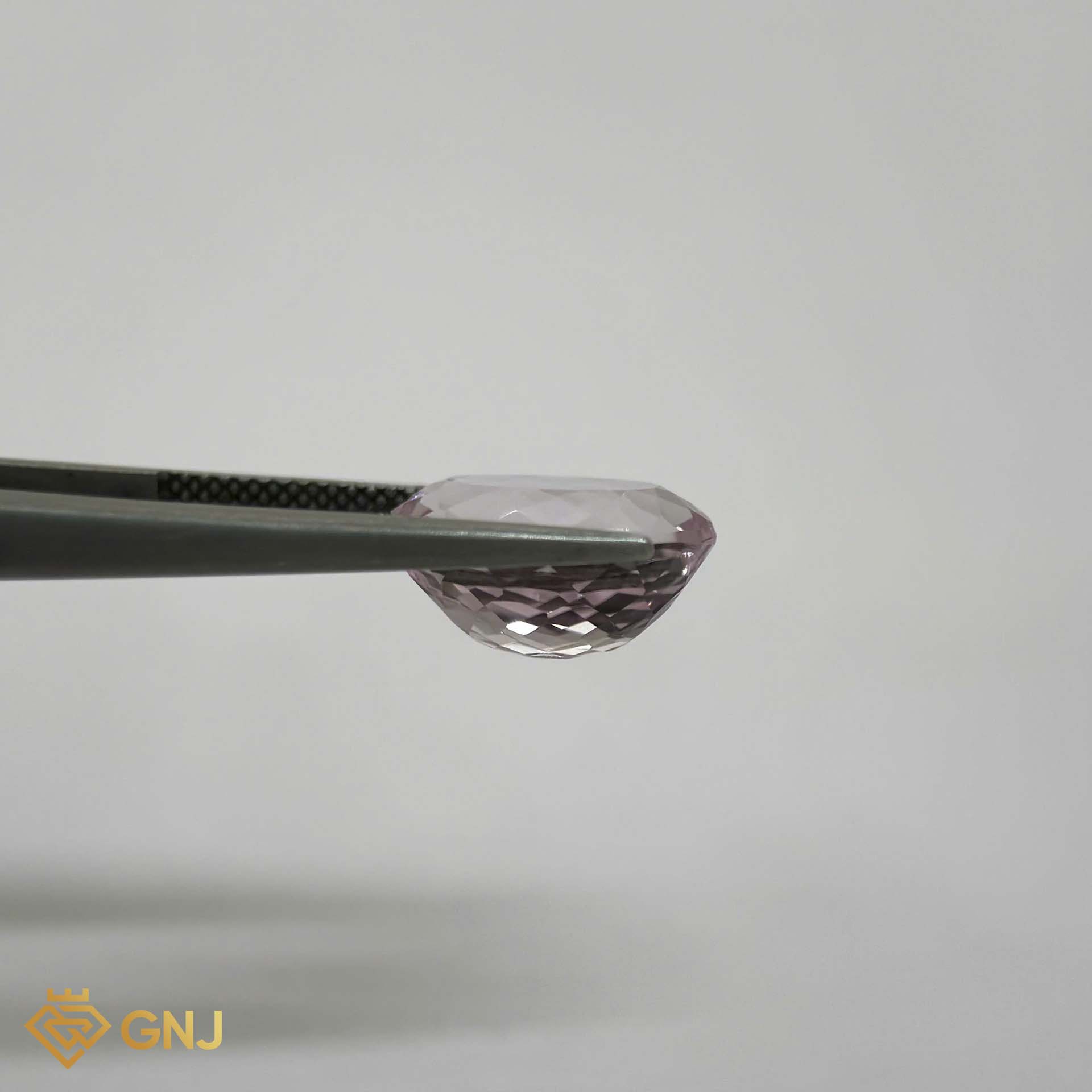 Đá Kunzite tự nhiên