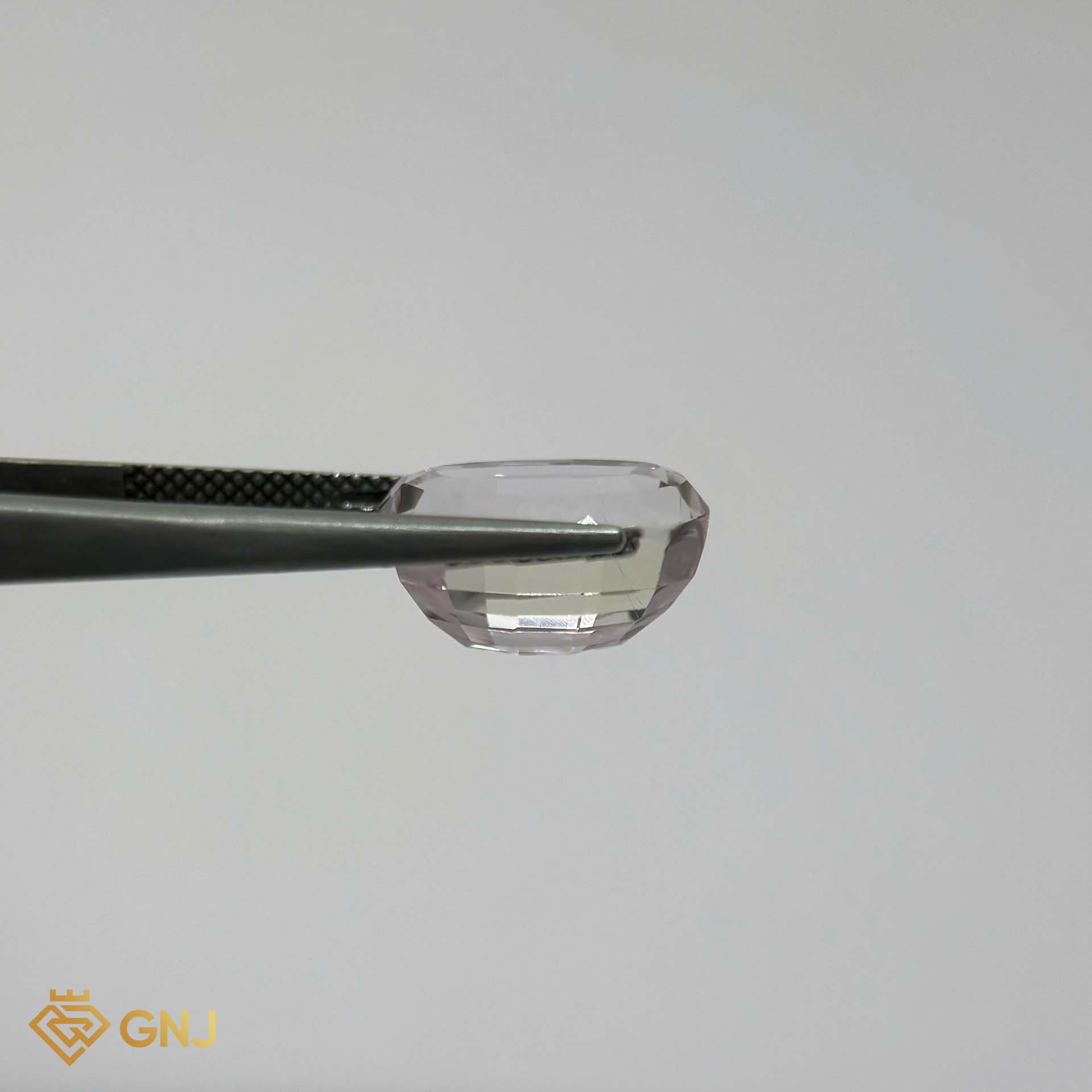 Đá Kunzite tự nhiên