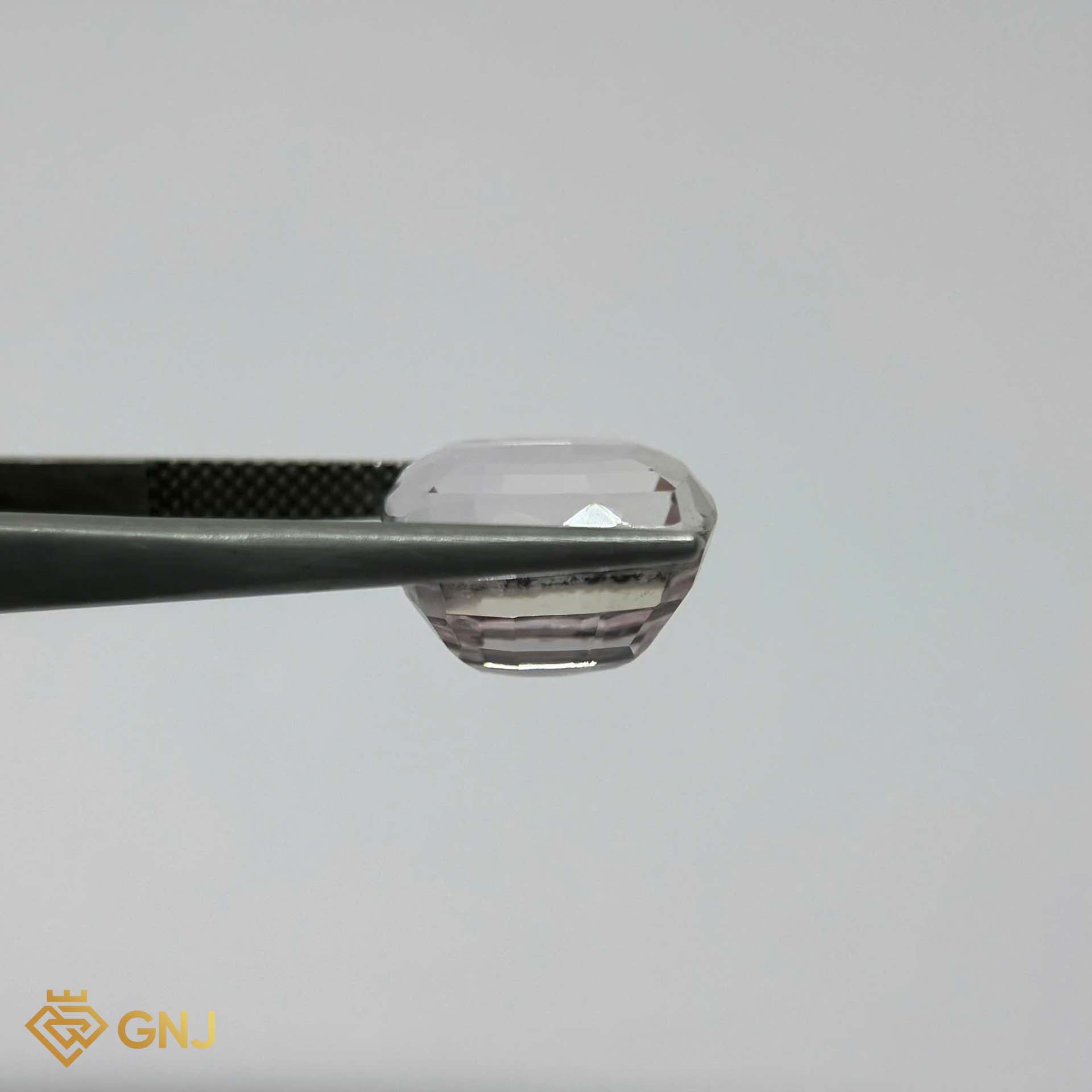 Đá Kunzite tự nhiên