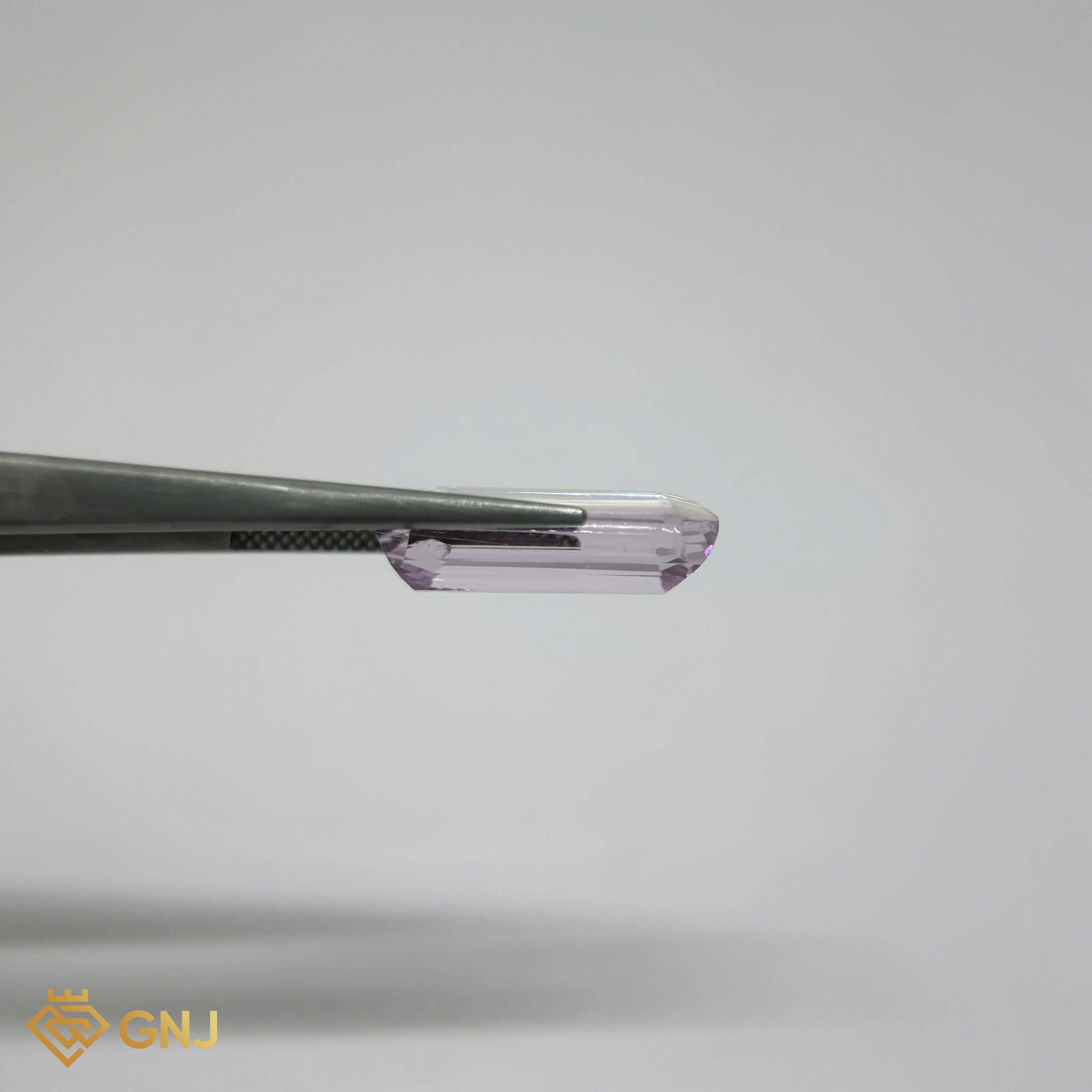 Đá Kunzite tự nhiên