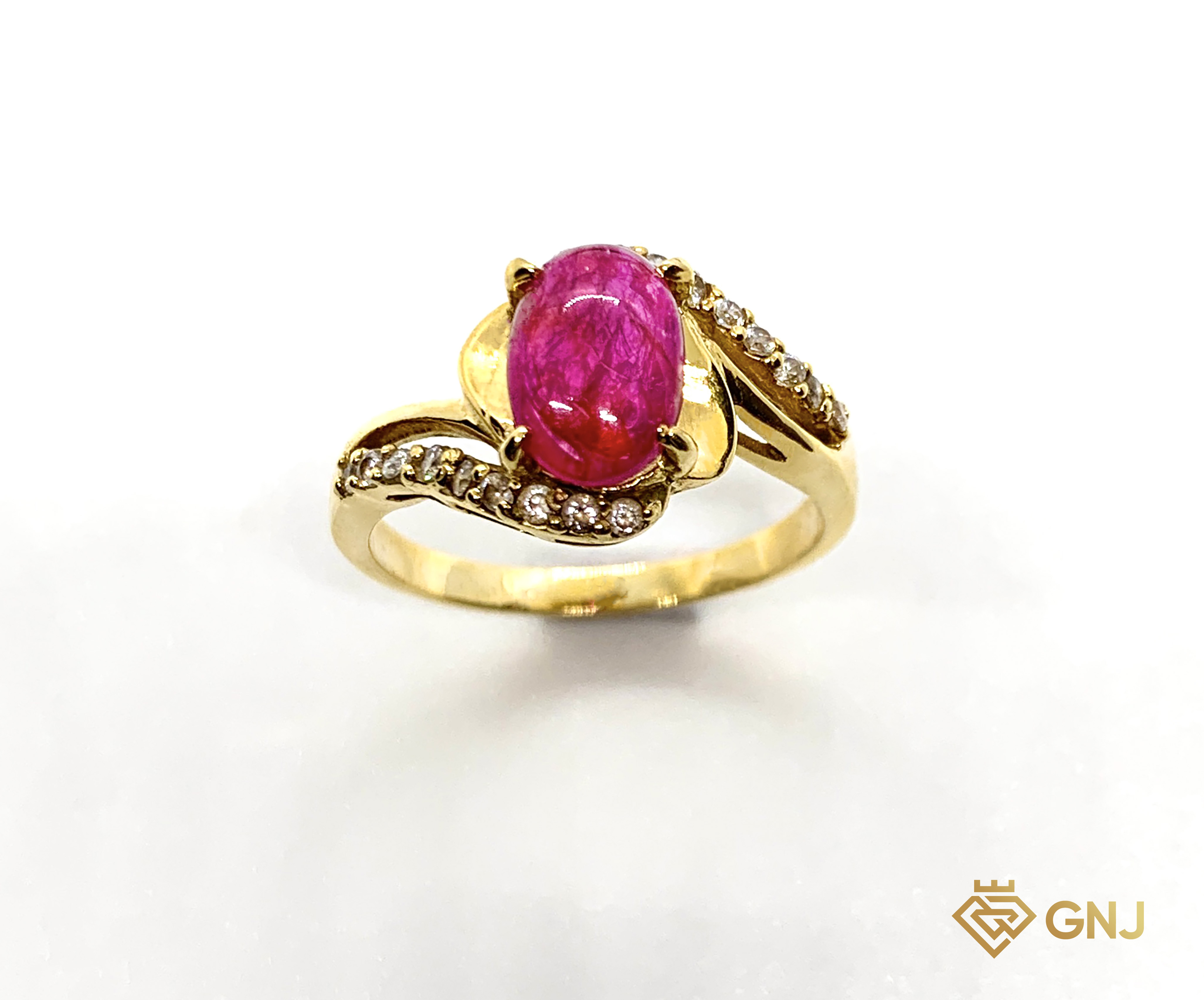 Nhẫn vàng nữ đá ruby tự nhiên Lục Yên- Yên Bái sang trọng