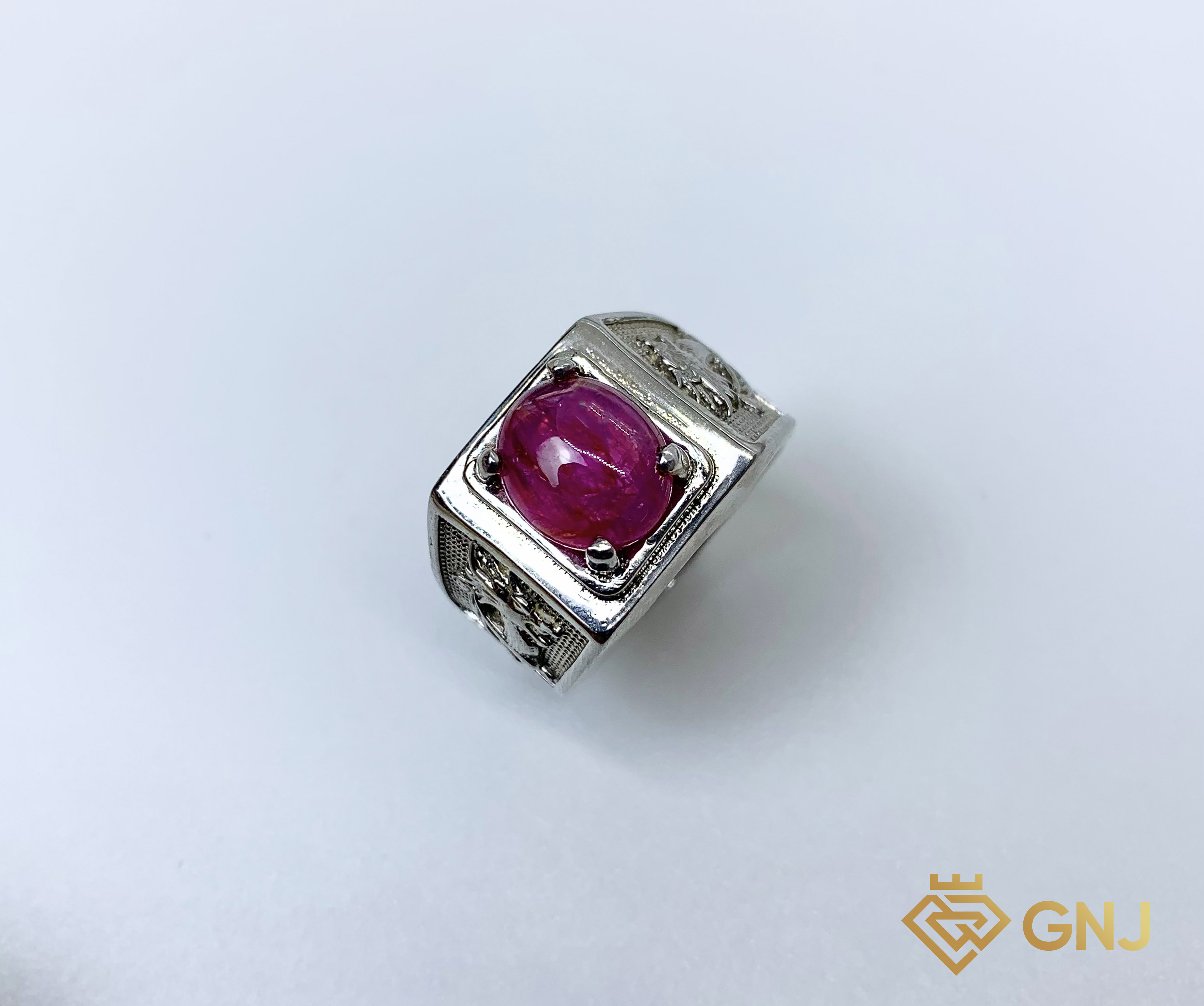Nhẫn bạc đính đá Ruby tự nhiên chất kính trong