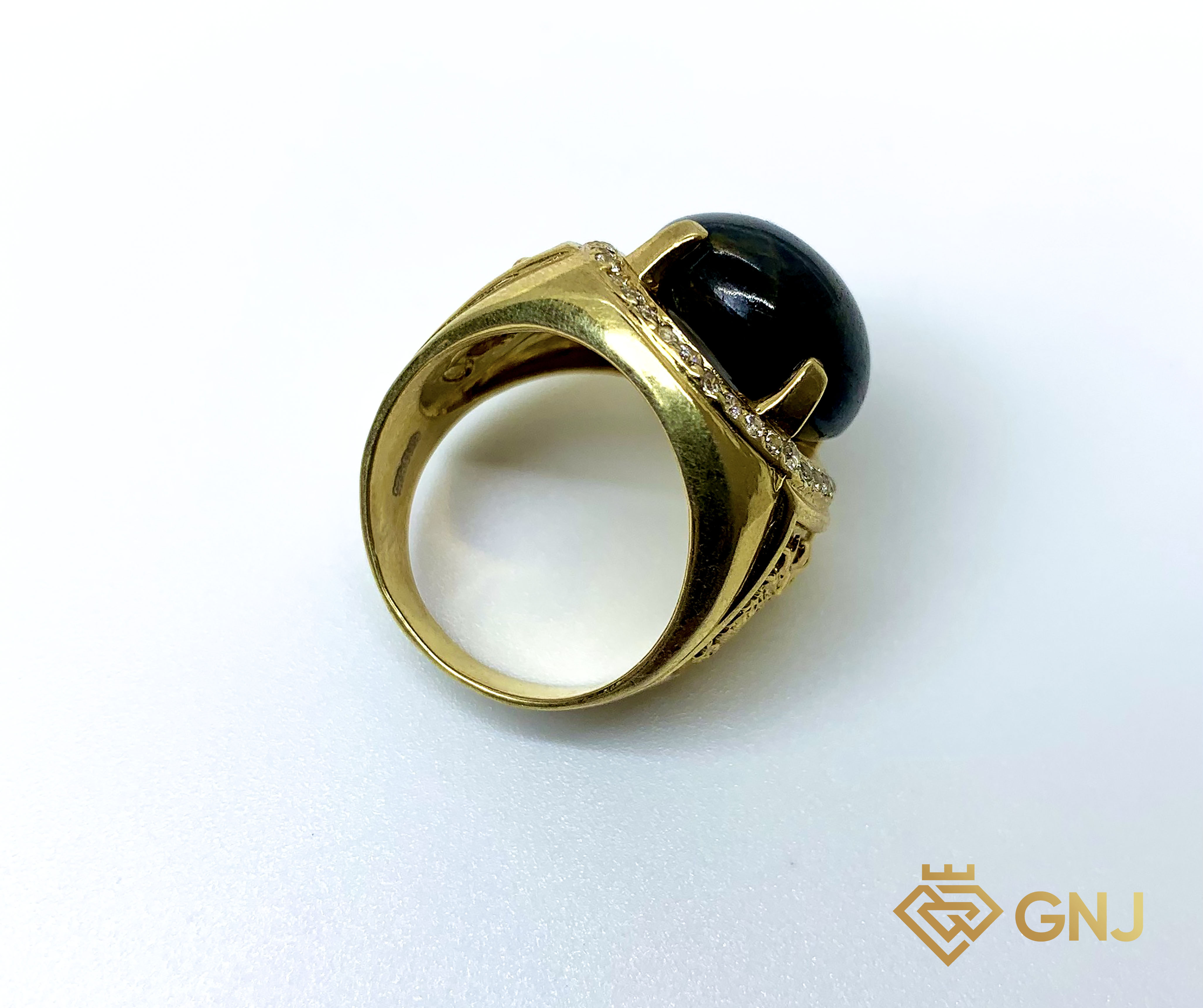 Nhẫn bạc nam đính đá Sapphire đen sao thiên nhiên.