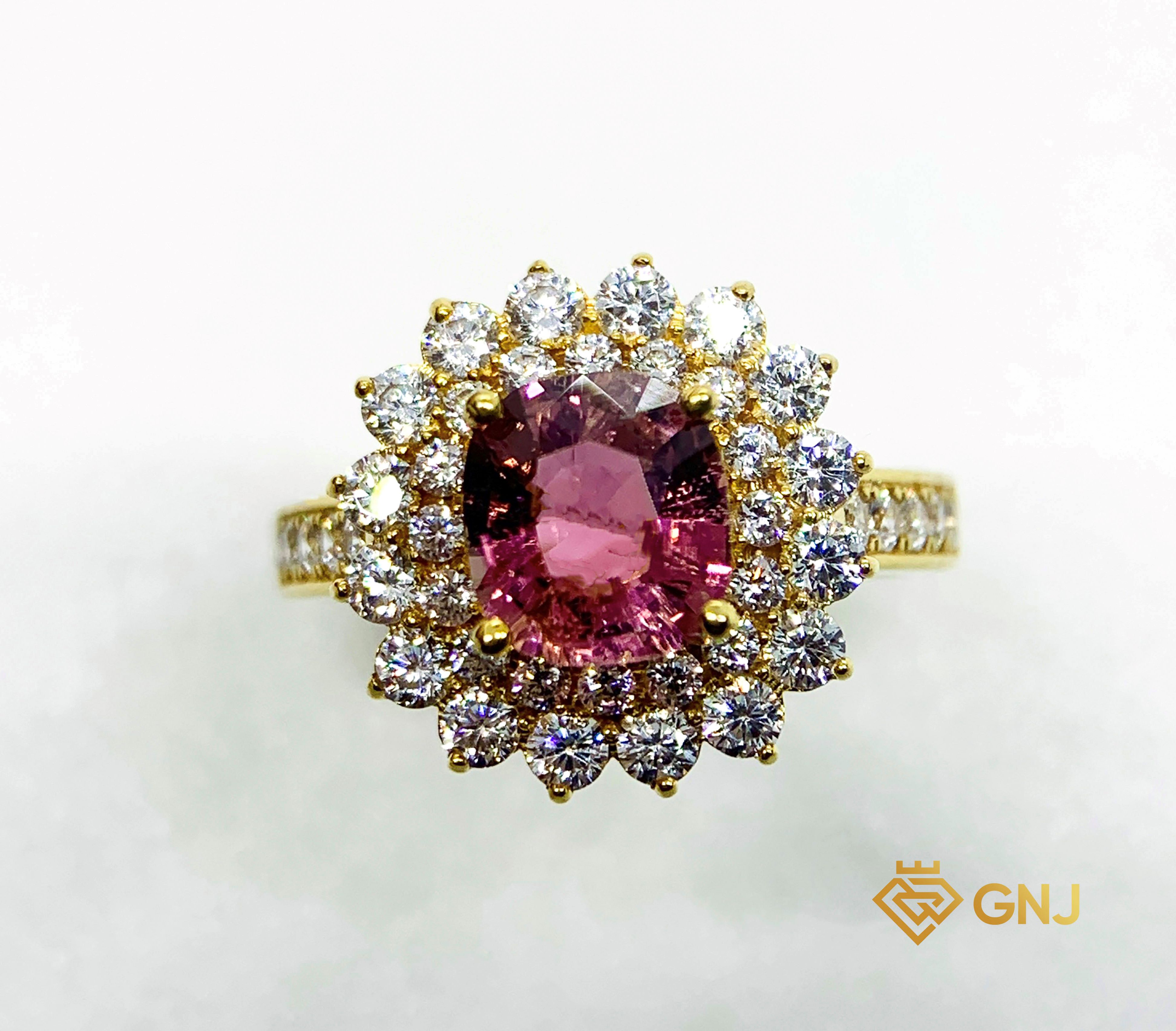 Nhẫn Tourmaline Hồng Tím Thịnh Vượng — chi tiết đá