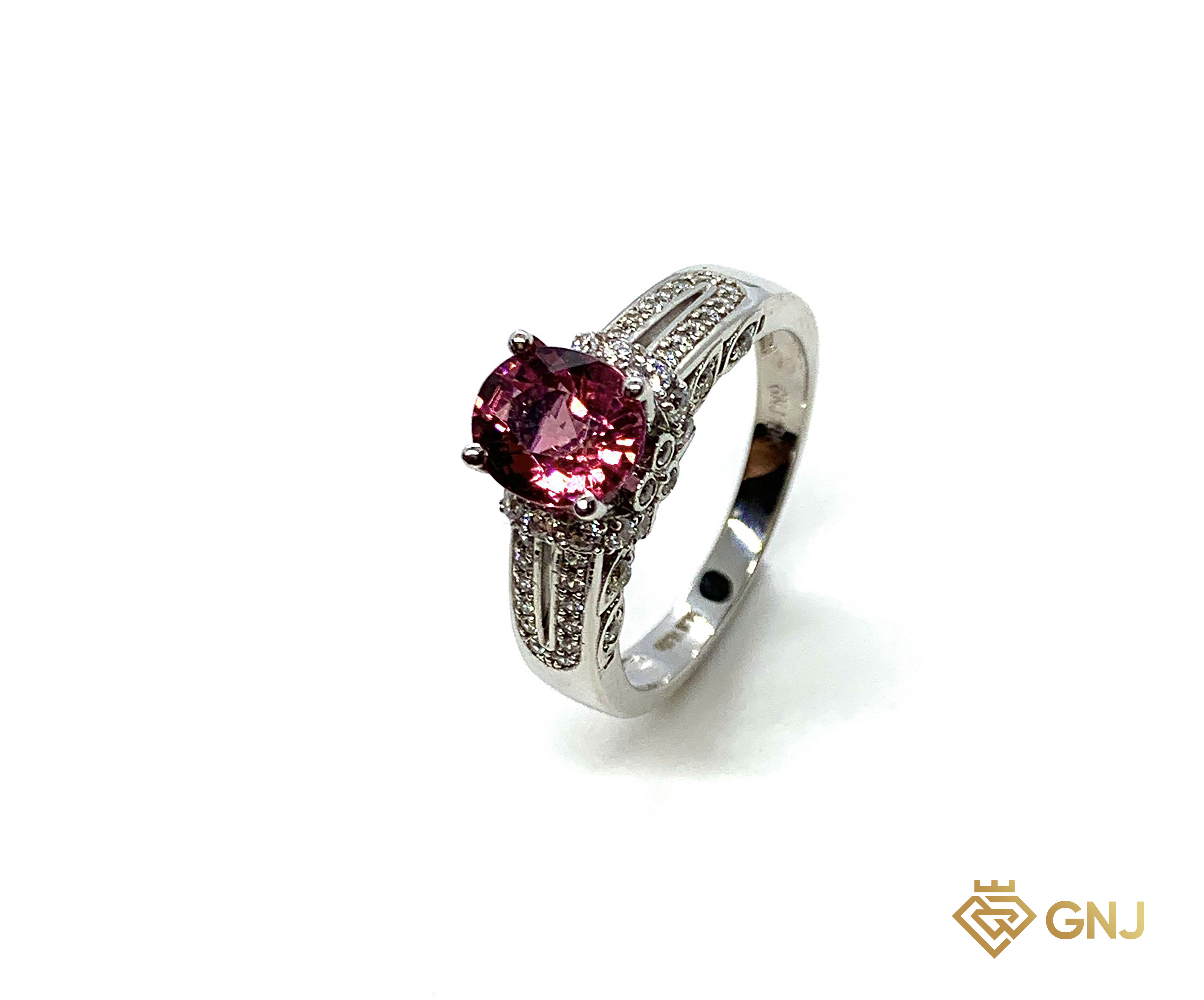 Nhẫn vàng 10k đá chủ Tourmaline hồng tím thiên nhiên