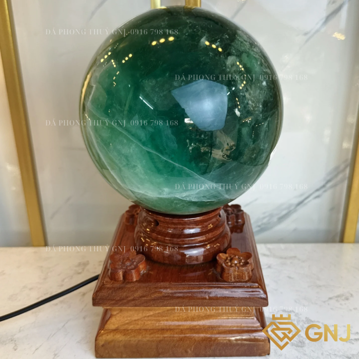Quả Bi cầu đá phong thủy flourite tự nhiên