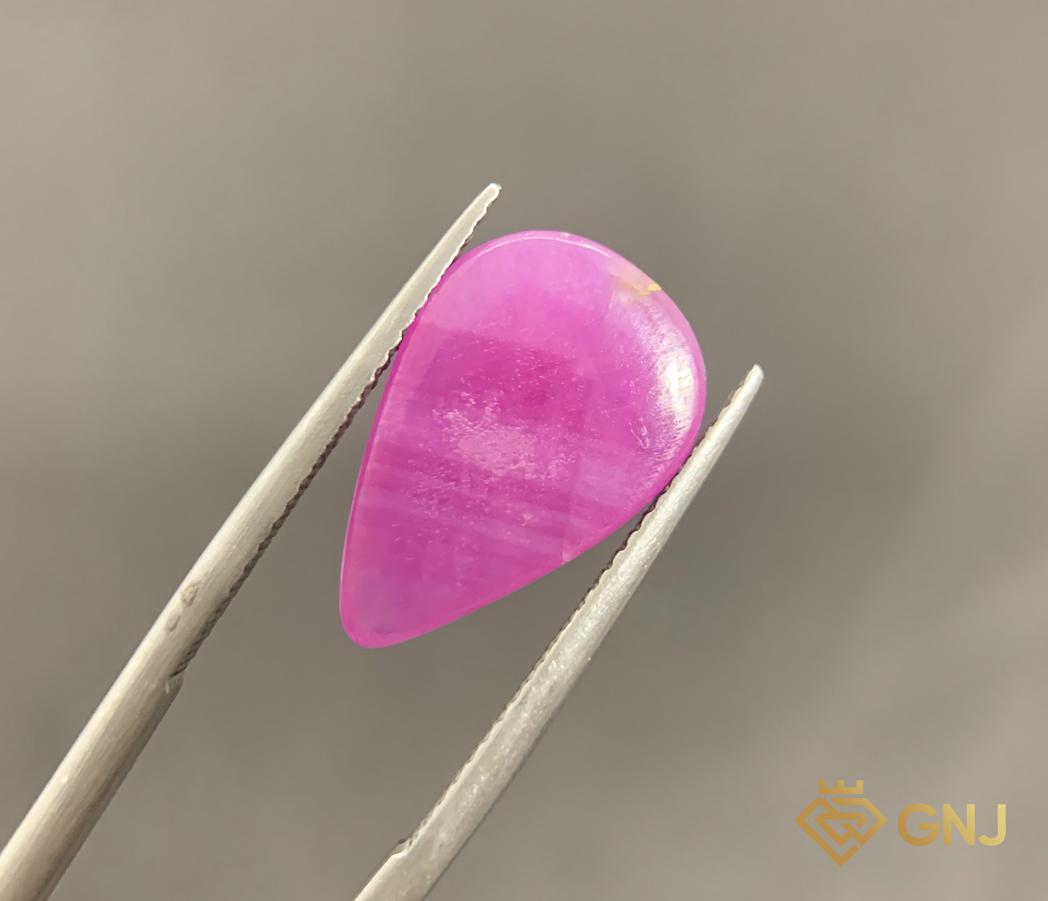 Viên Đá Sapphire Hoa Văn Lục Yên 6.5ct — Cabochon — chi tiết đá