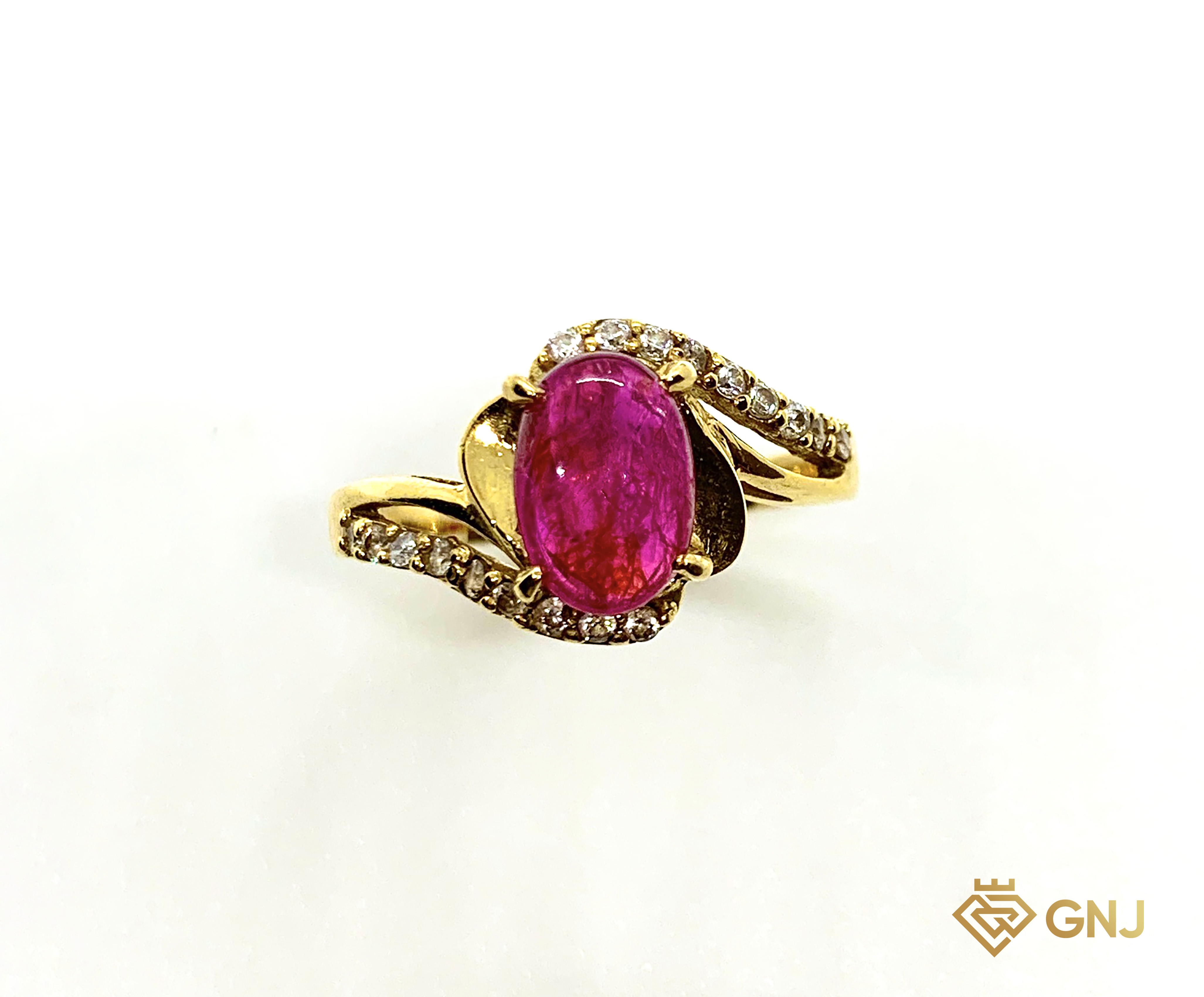 Nhẫn vàng nữ đá ruby tự nhiên Lục Yên- Yên Bái sang trọng