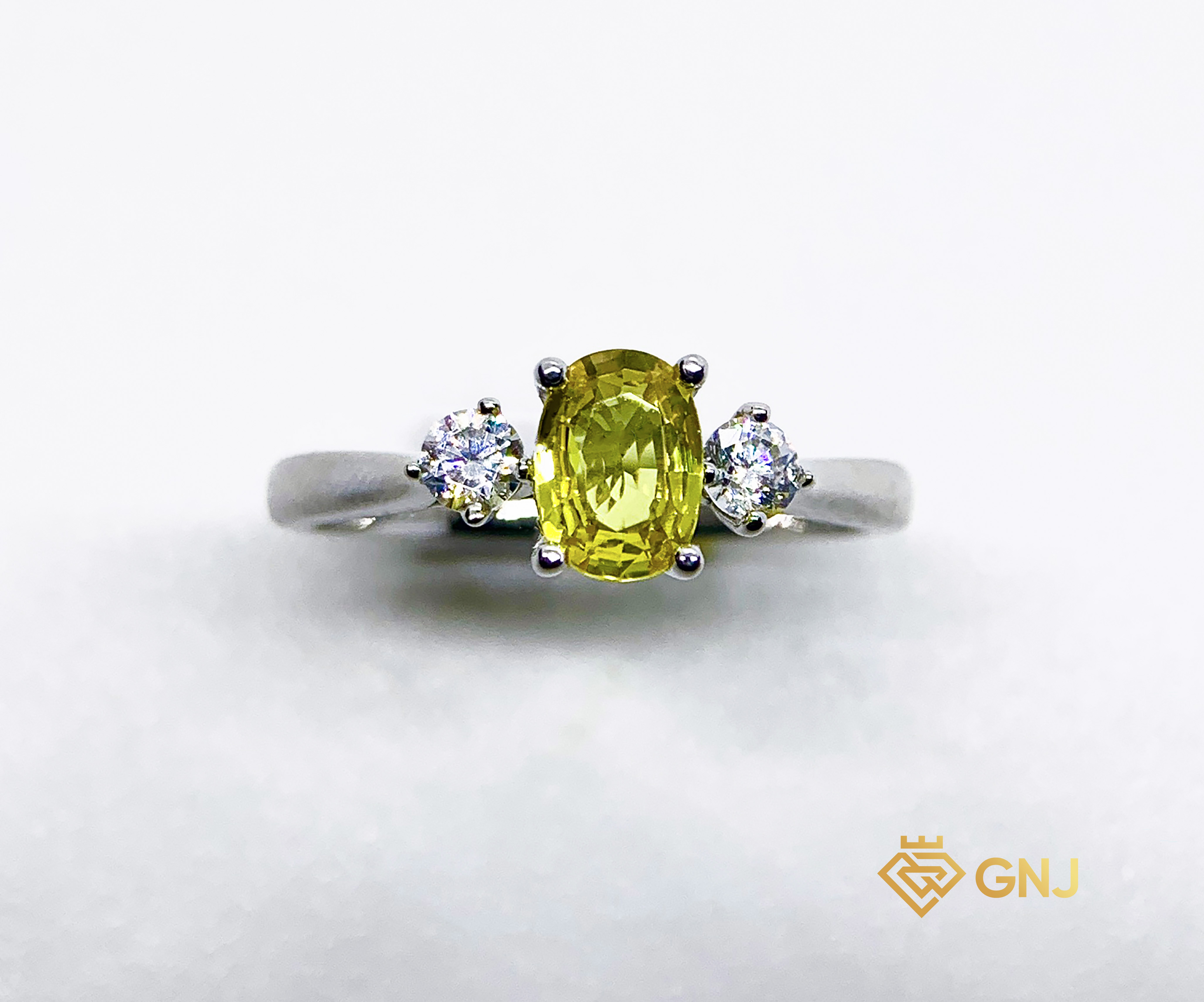 Nhẫn Nữ Sapphire Vàng 14K Thịnh Vượng — chi tiết đá