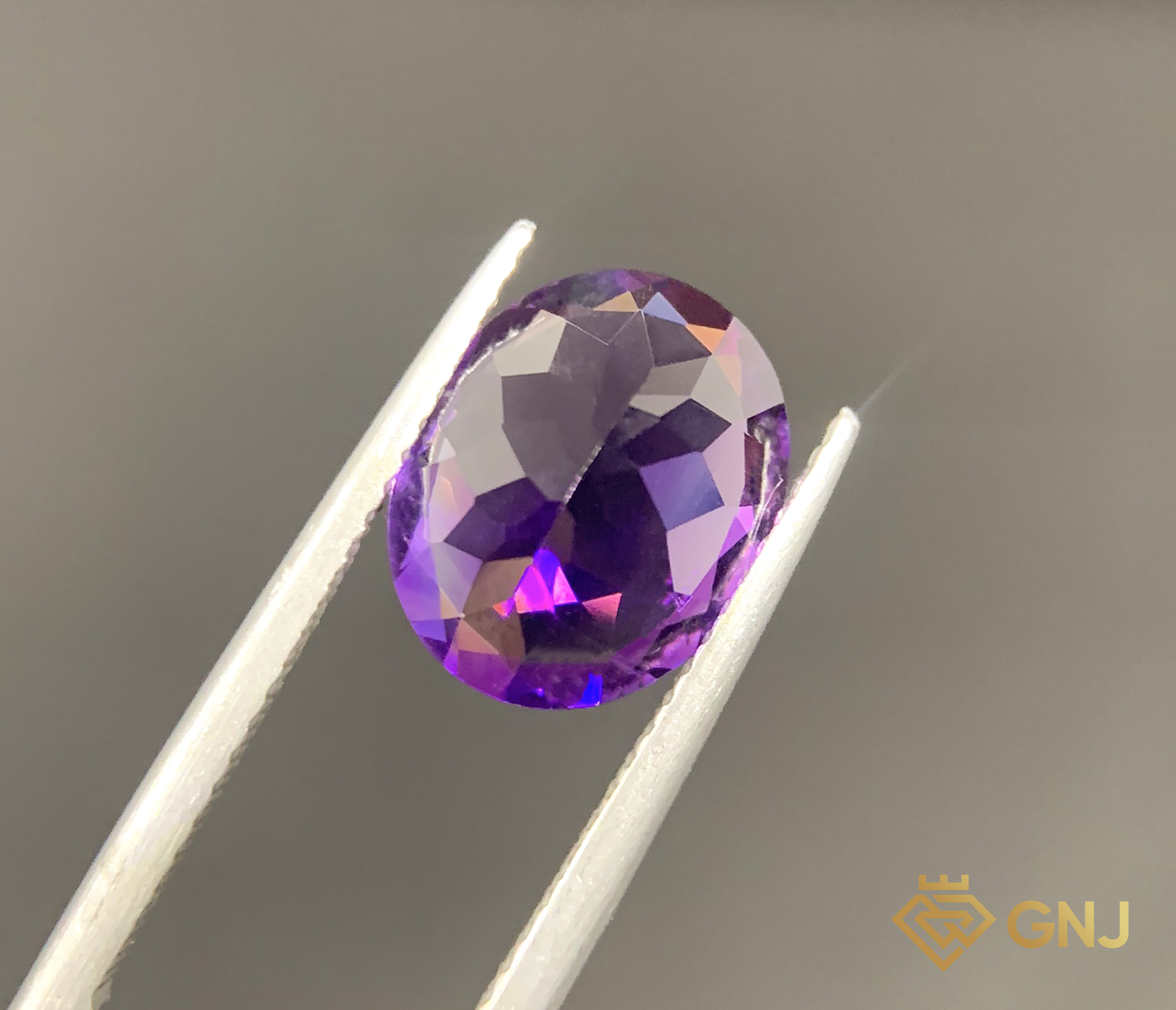 Đá Amethyst Tự Nhiên 3.20ct — Facet — chi tiết đá