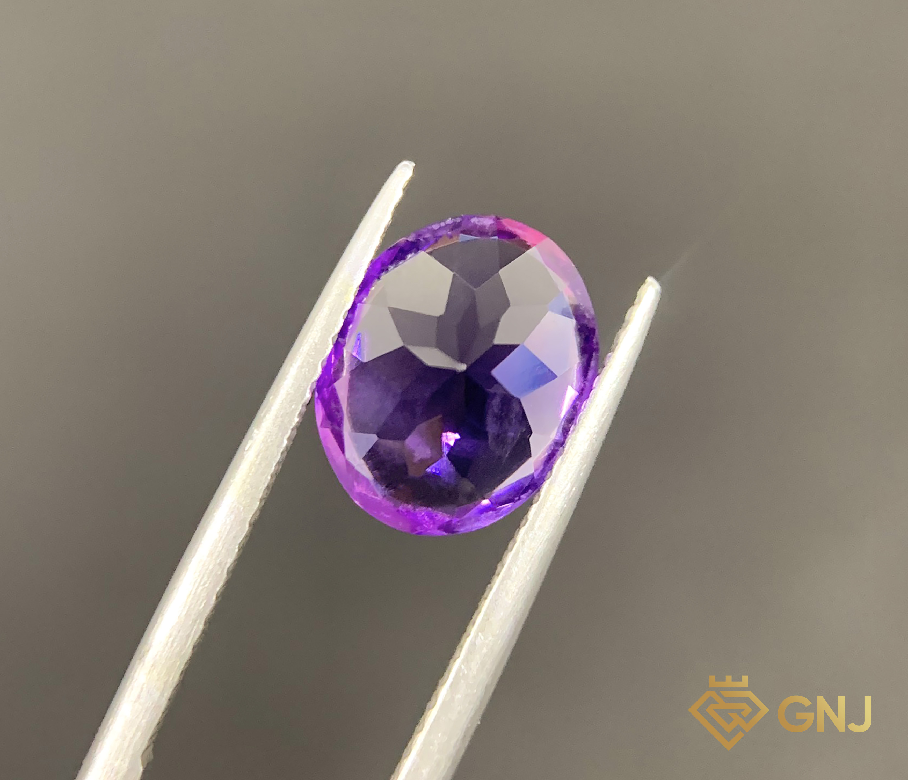 Đá Amethyst Tự Nhiên 3.55ct — Facet — chi tiết đá