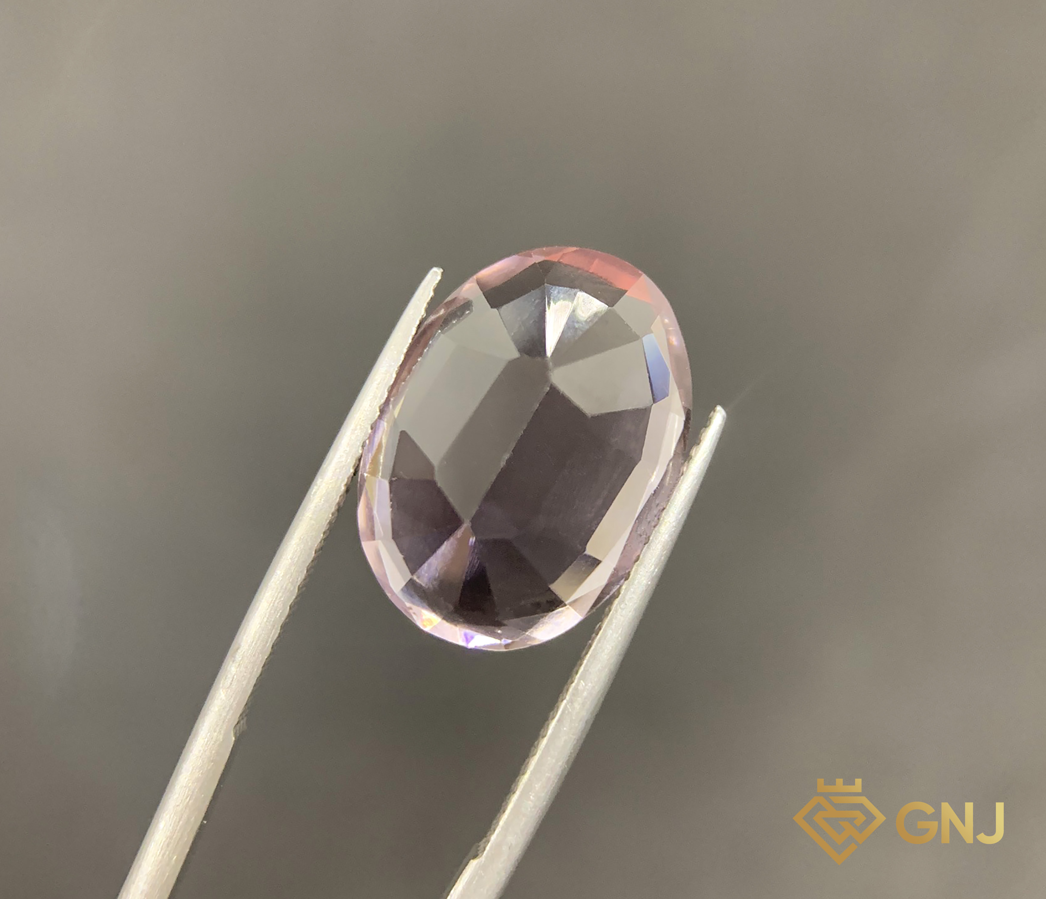 Đá Amethyst Tự Nhiên 11.5ct — Facet — chi tiết đá