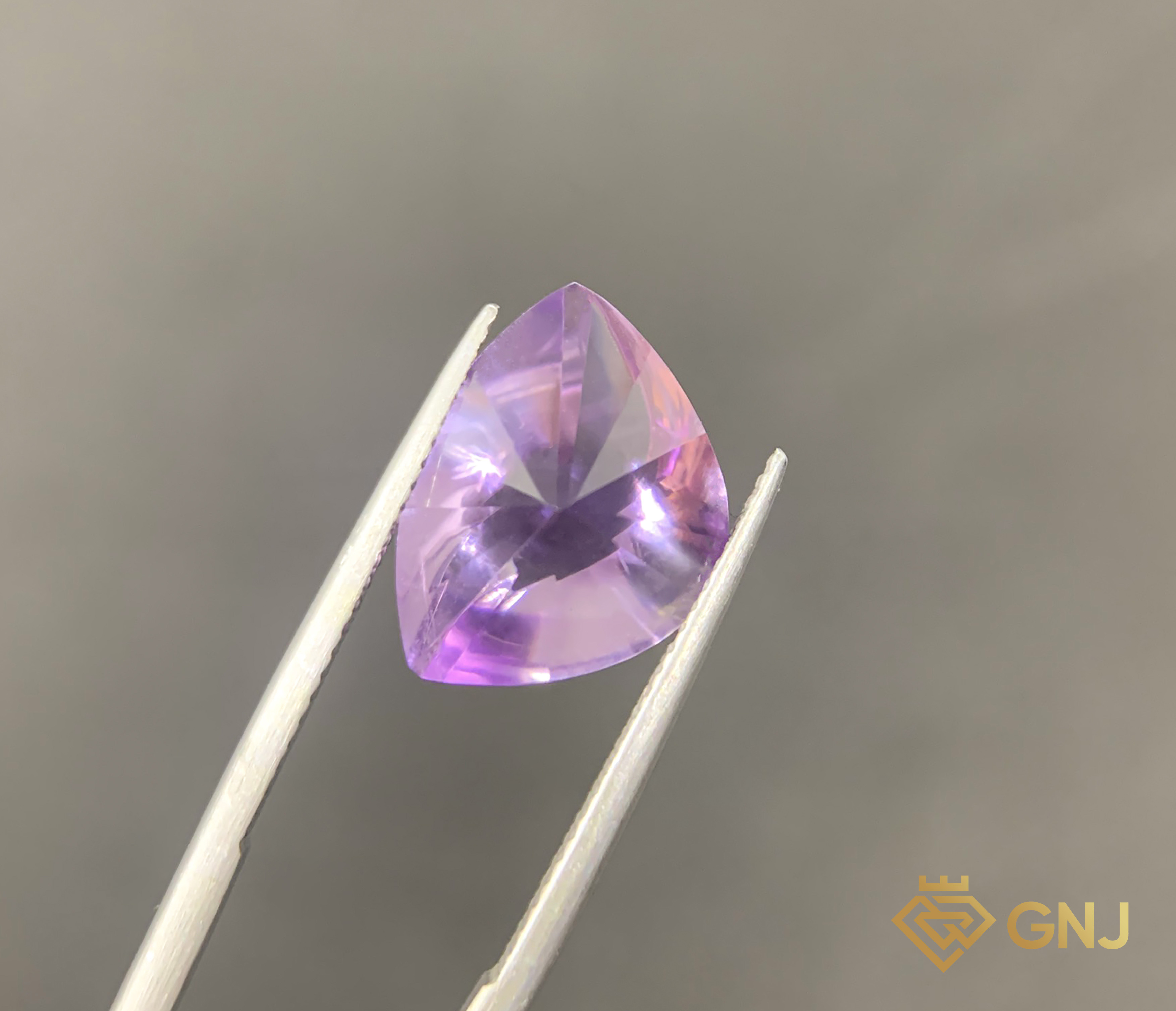 Đá Amethyst Tự Nhiên Lục Yên 6.5ct — Facet — chi tiết đá