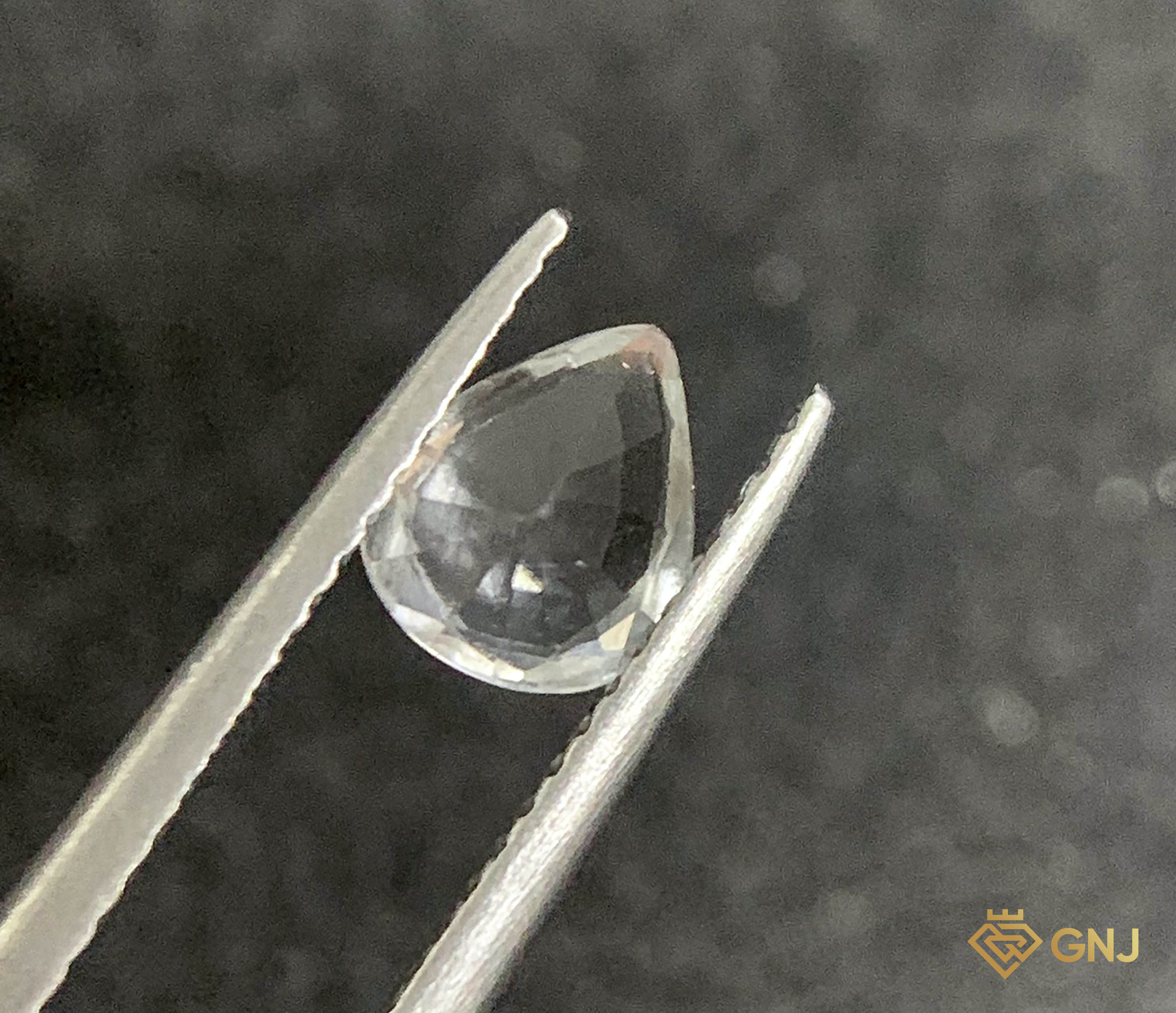 Đá Topaz Tự Nhiên Trắng 1.1ct — chi tiết đá