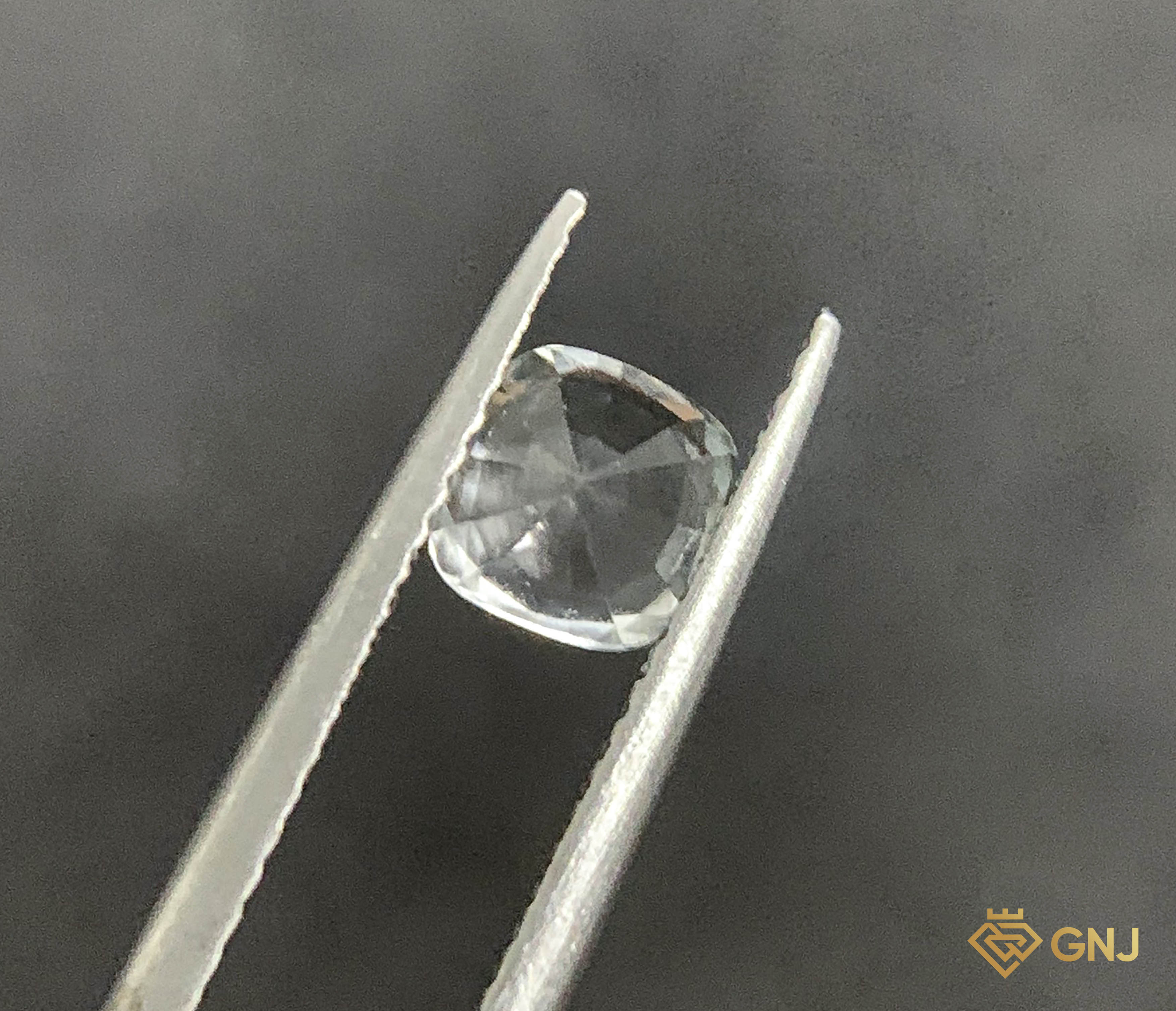 Đá Topaz Tự Nhiên Trắng 1ct — chi tiết đá
