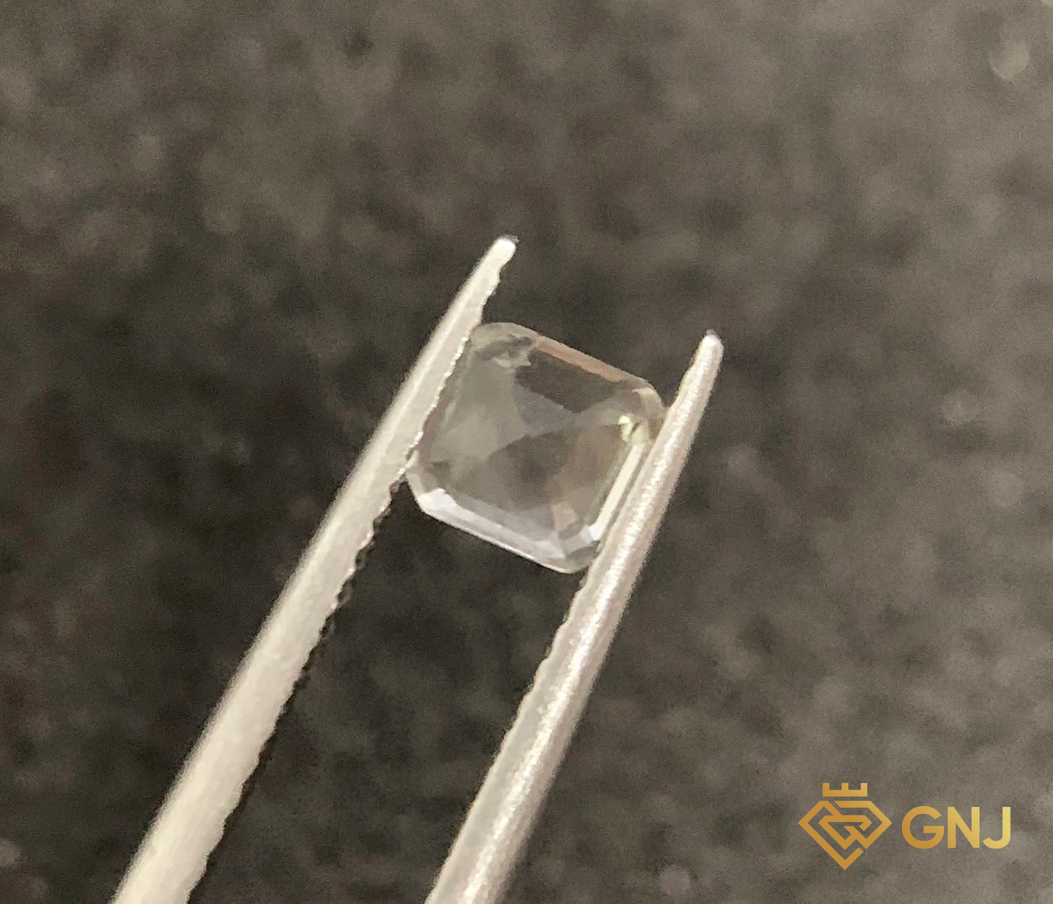 Đá Topaz Tự Nhiên Trắng 1.1ct — chi tiết đá