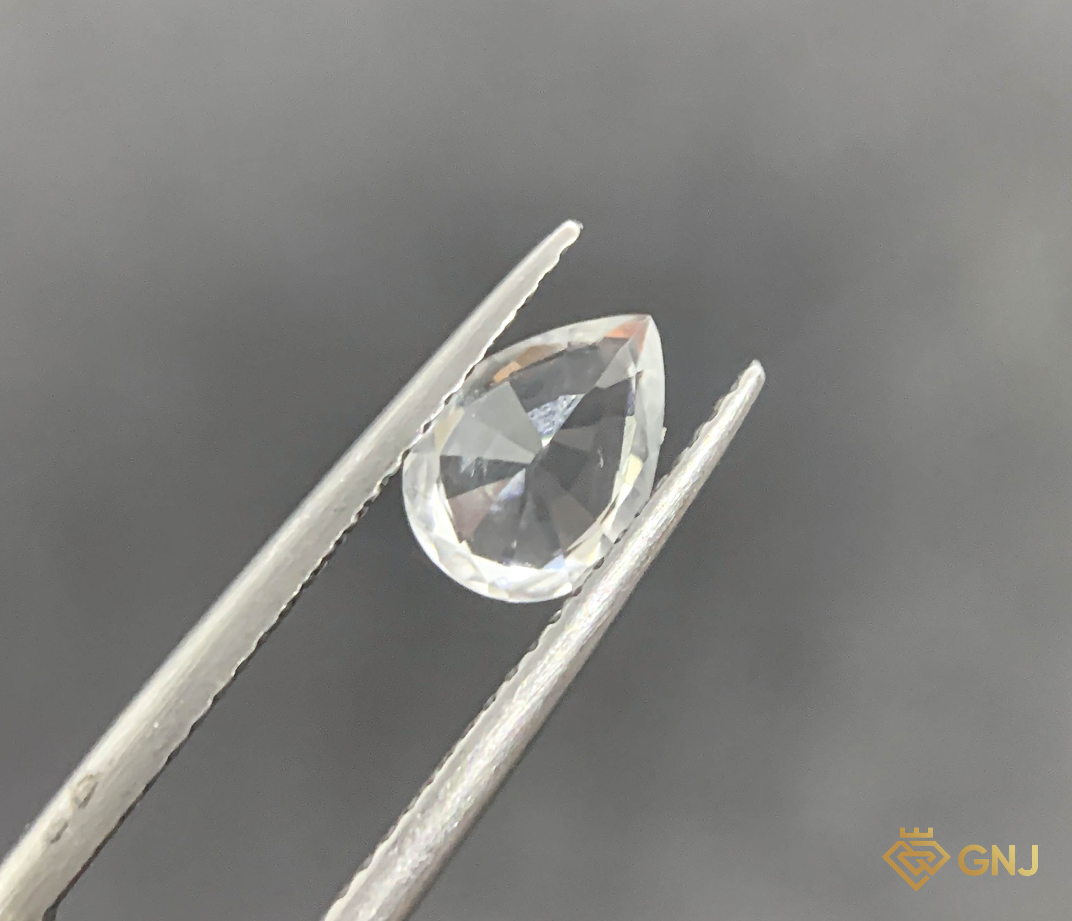 Đá Topaz Tự Nhiên Trắng 1.4ct — chi tiết đá