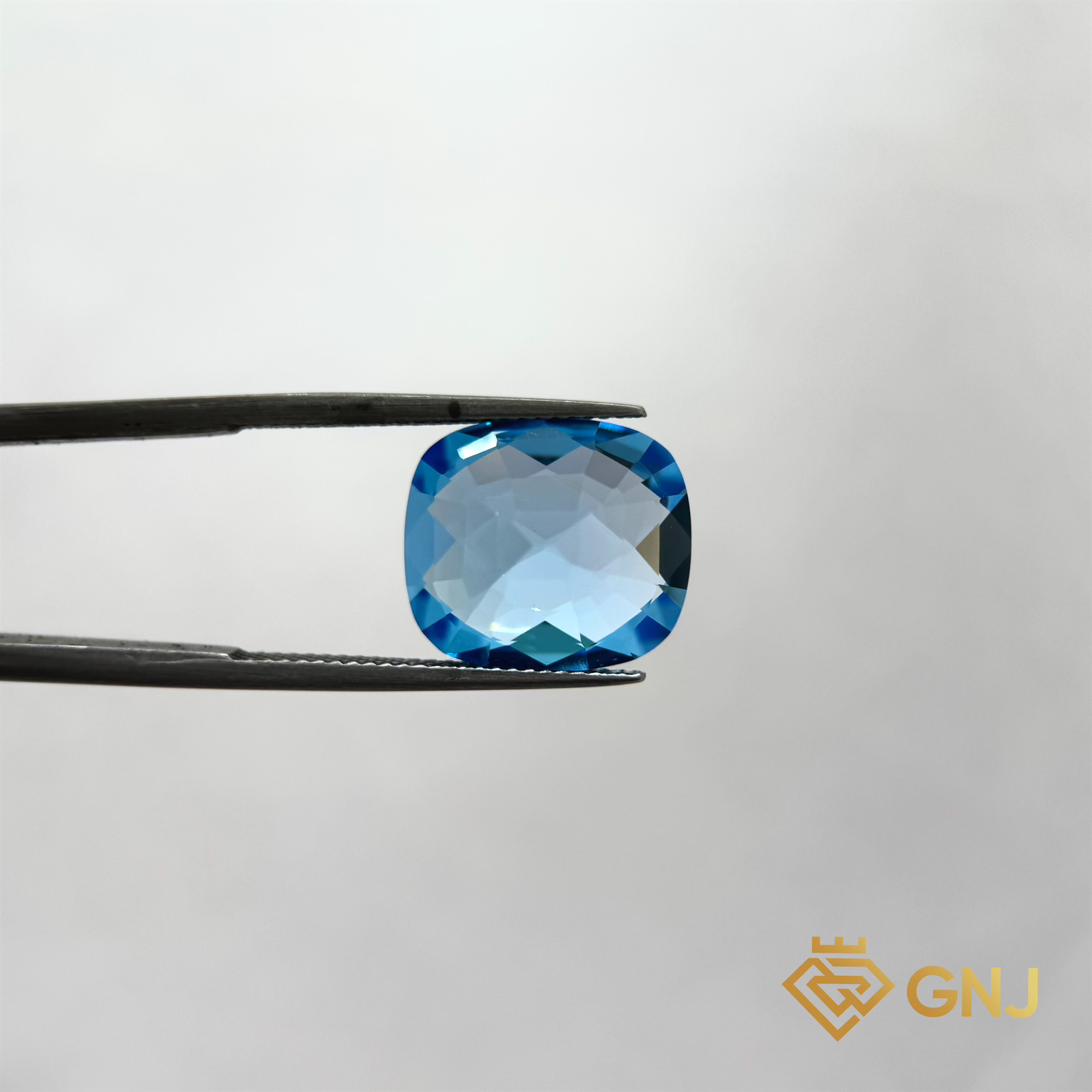 Đá Topaz Xanh Tự Nhiên 12.65ct — chi tiết đá
