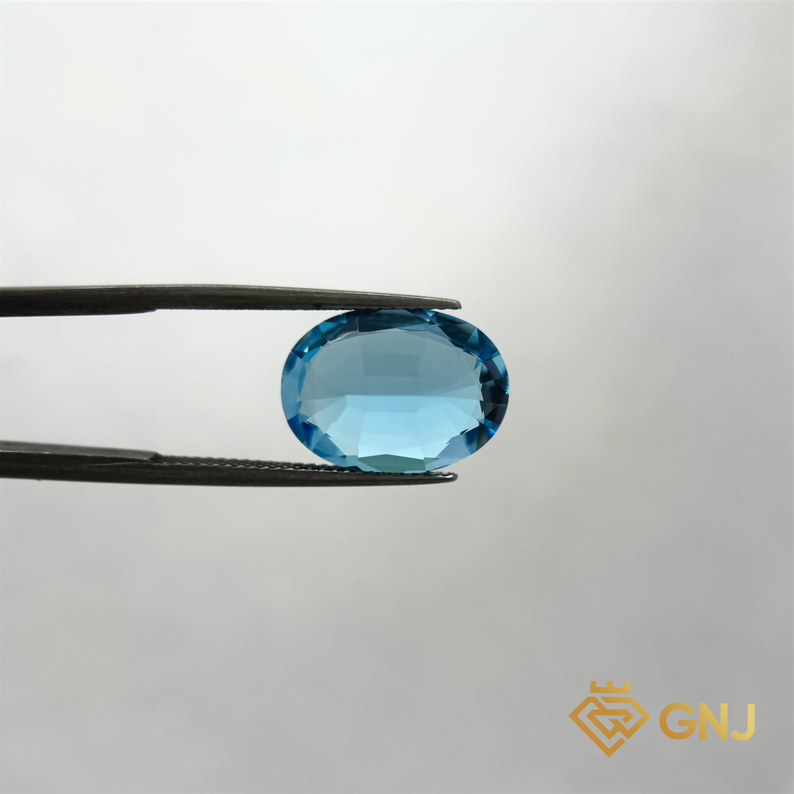 Đá Topaz Xanh Tự Nhiên Xanh Dương 11.15ct — chi tiết đá