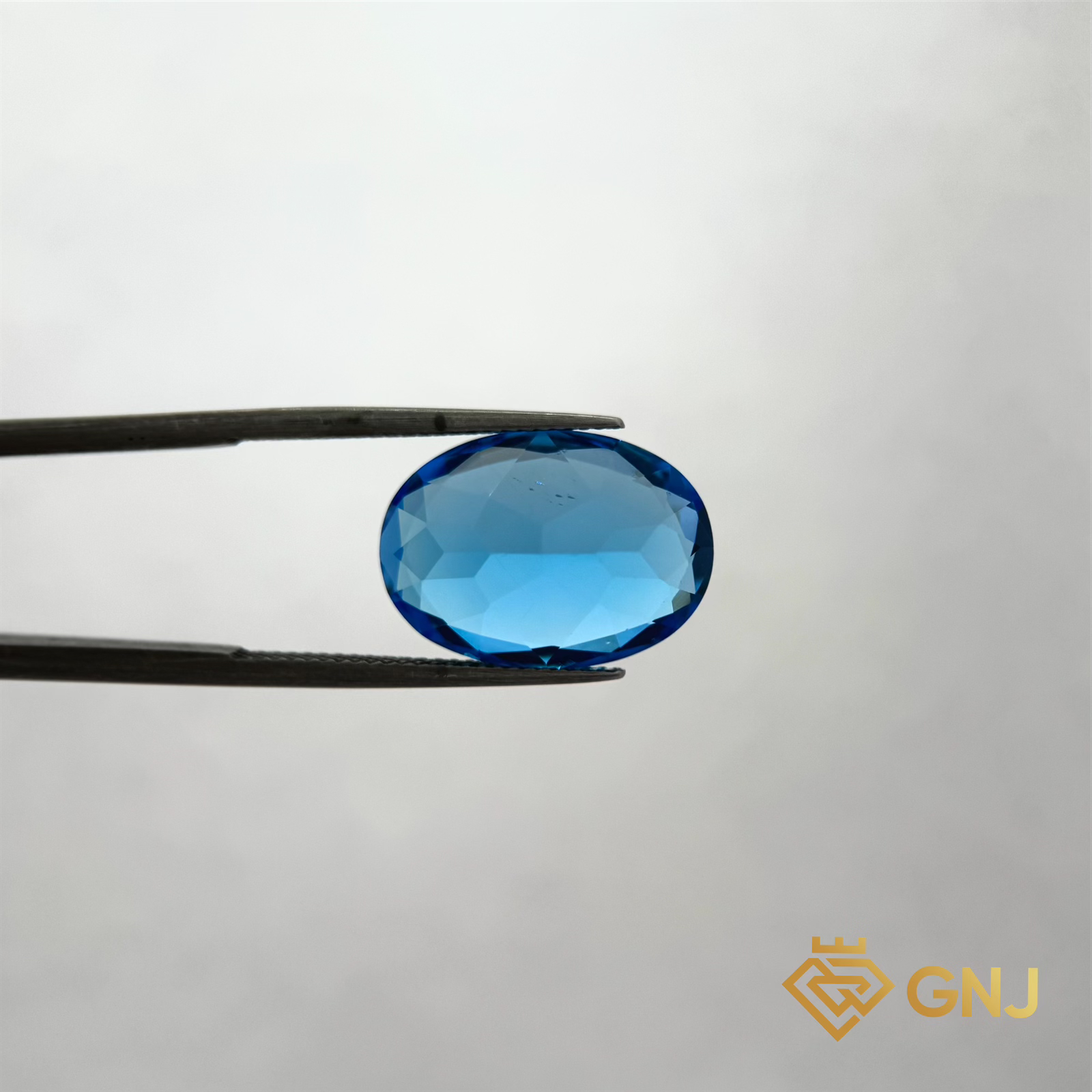 Đá Topaz Xanh Tự Nhiên 15.3ct — chi tiết đá