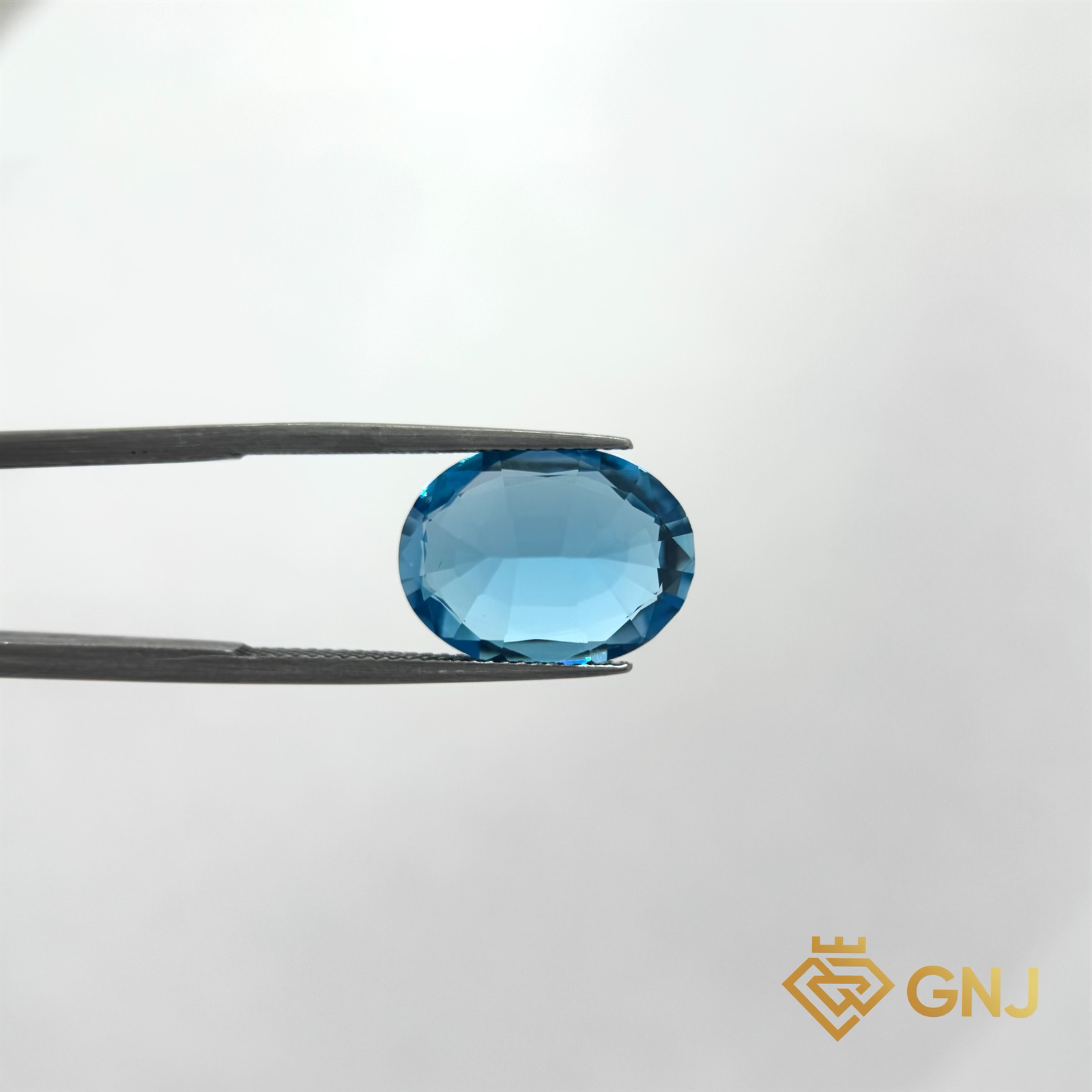Đá Topaz Xanh Tự Nhiên 9.5ct — chi tiết đá