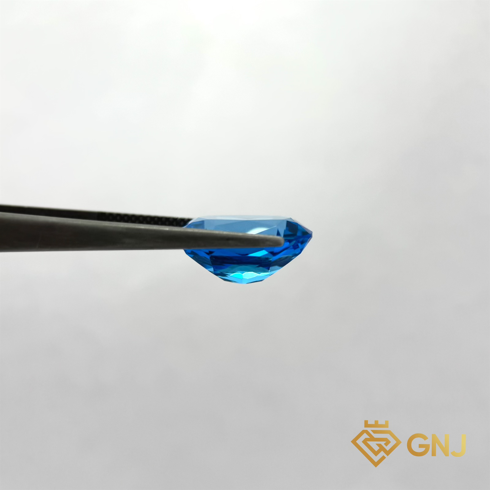 Đá Topaz xanh tự nhiên