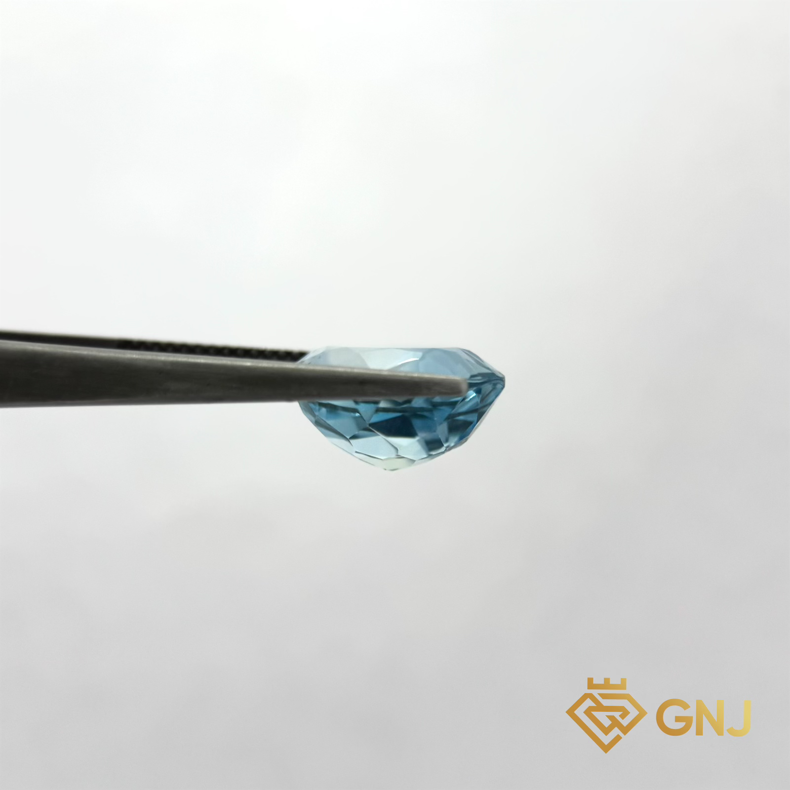 Đá Topaz xanh tự nhiên