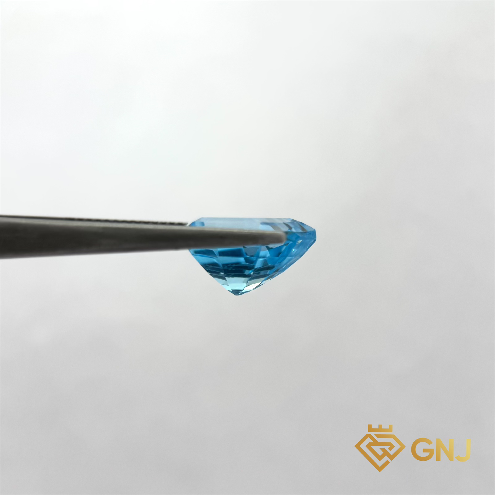 Đá Topaz xanh tự nhiên