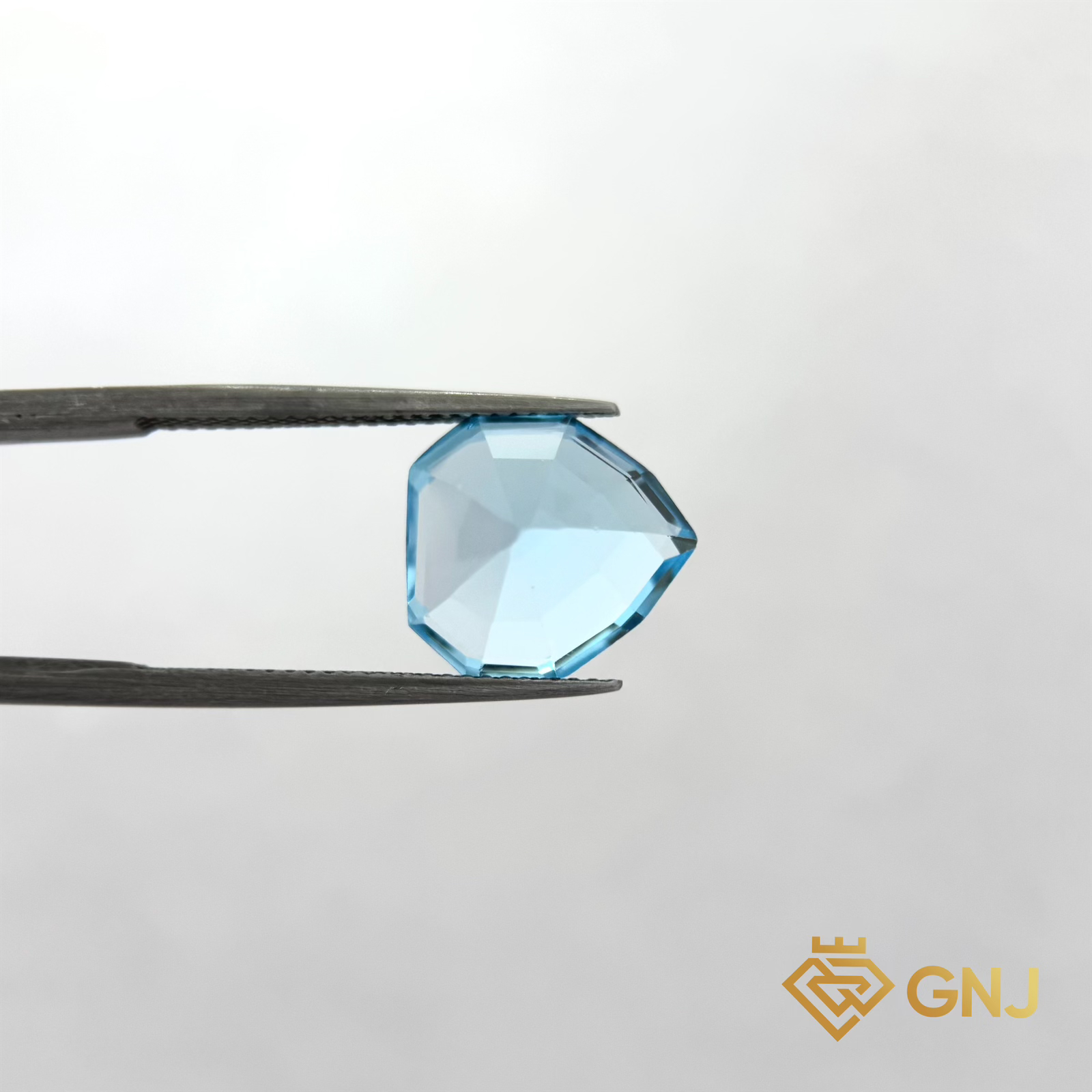 Đá Topaz xanh tự nhiên
