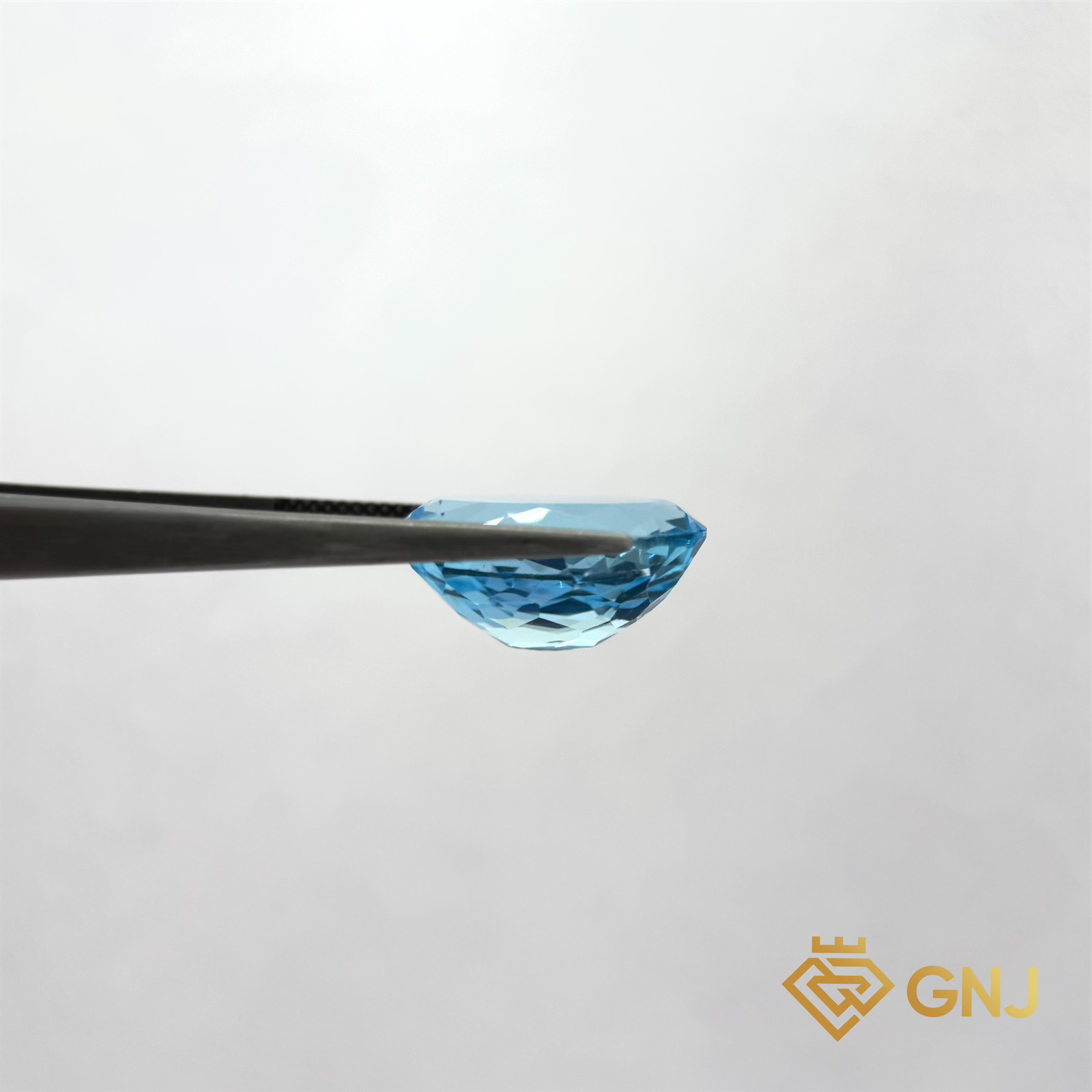 Đá Topaz xanh tự nhiên