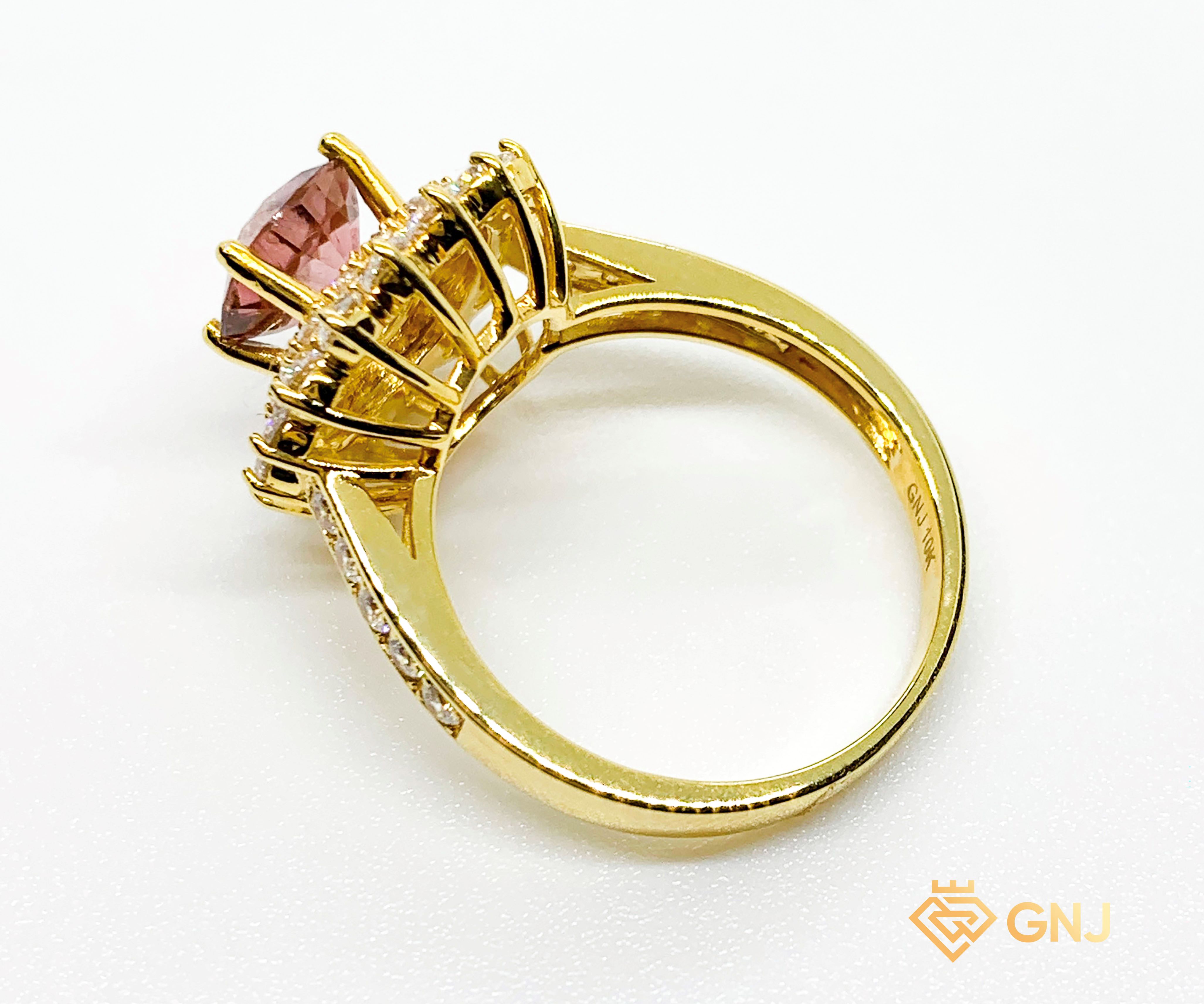 Nhẫn Tourmaline Hồng Tím Thịnh Vượng — mặt bên