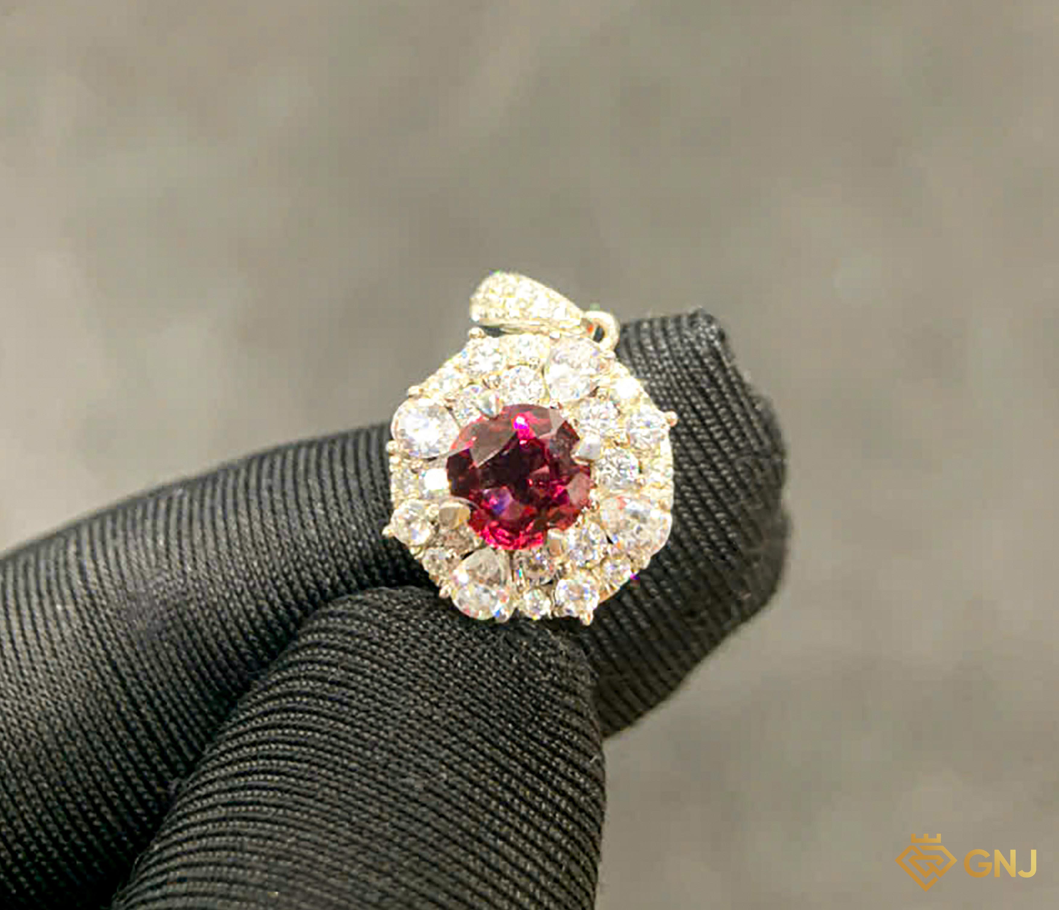 Mặt dây chuyền đính đá Garnet tự nhiên