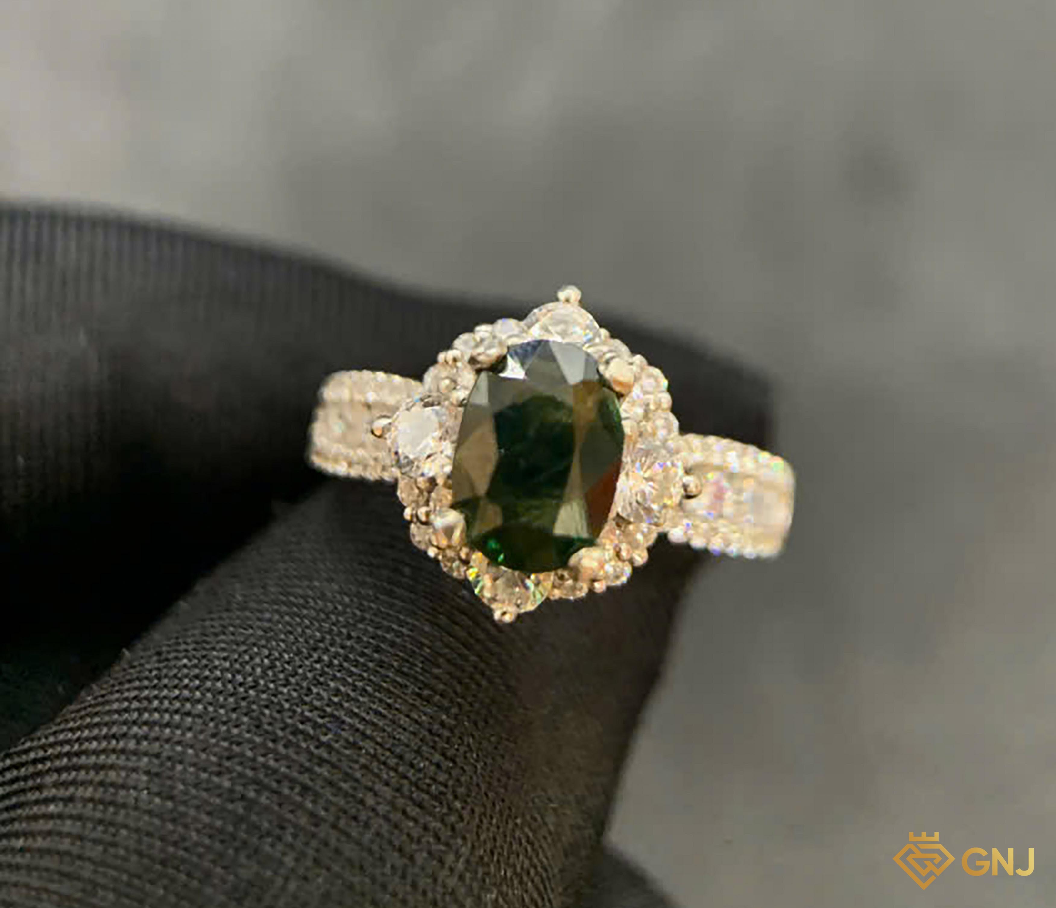 Nhẫn bạc nữ đính đá Sapphire tự nhiên