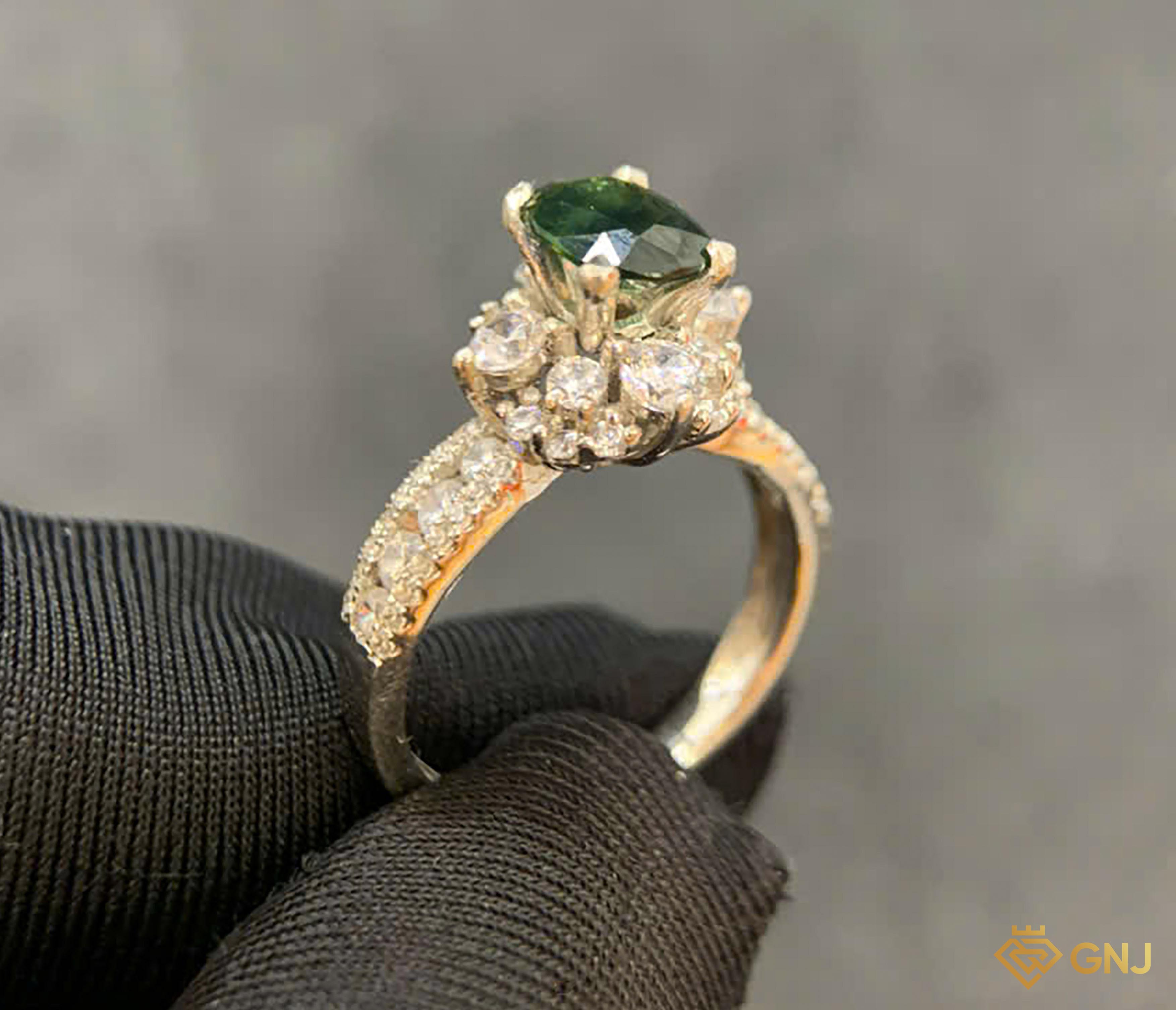 Nhẫn bạc nữ đính đá Sapphire tự nhiên