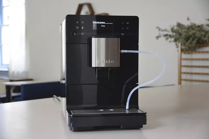 Máy pha Cà phê Miele CM 5300