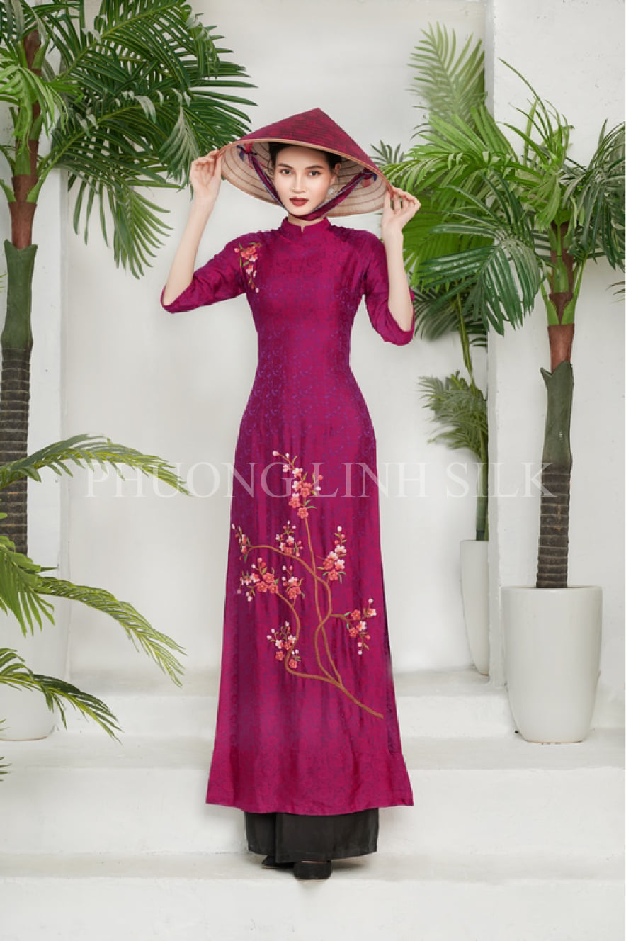 BẬT MÍ CÁCH CHỌN ÁO DÀI PHÙ HỢP CHO TỪNG DÁNG NGƯỜI.