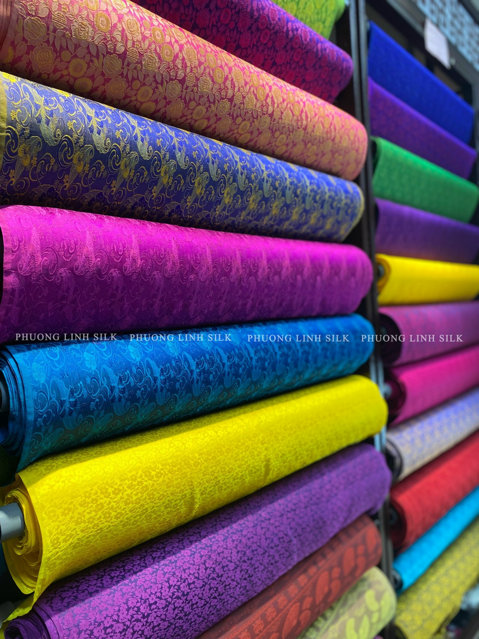 CÁCH GIẶT VÀ BẢO QUẢN LỤA TƠ TẰM