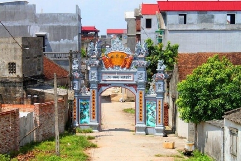 TINH HOA NGÀN NĂM CỦA LÀNG LỤA CỔ VỌNG NGUYỆT