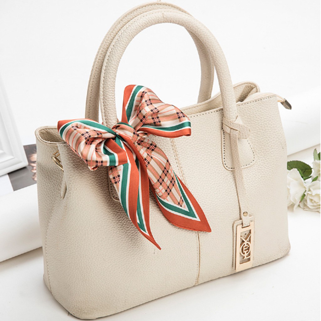 Hô Biến Túi Xách Trở Lên Thời Thượng Chỉ Bằng Một Chiếc Khăn Lụa | Phương Linh Silk