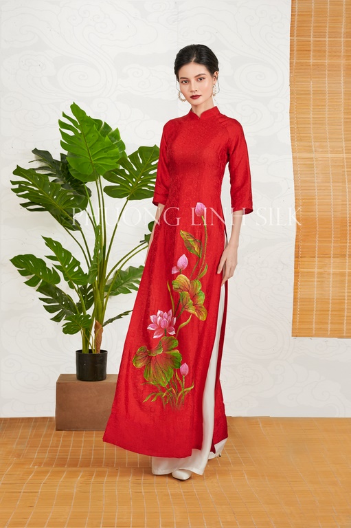 ÁO DÀI TRUYỀN THỐNG VẼ ACRYLIC MÀU ĐỎ SEN