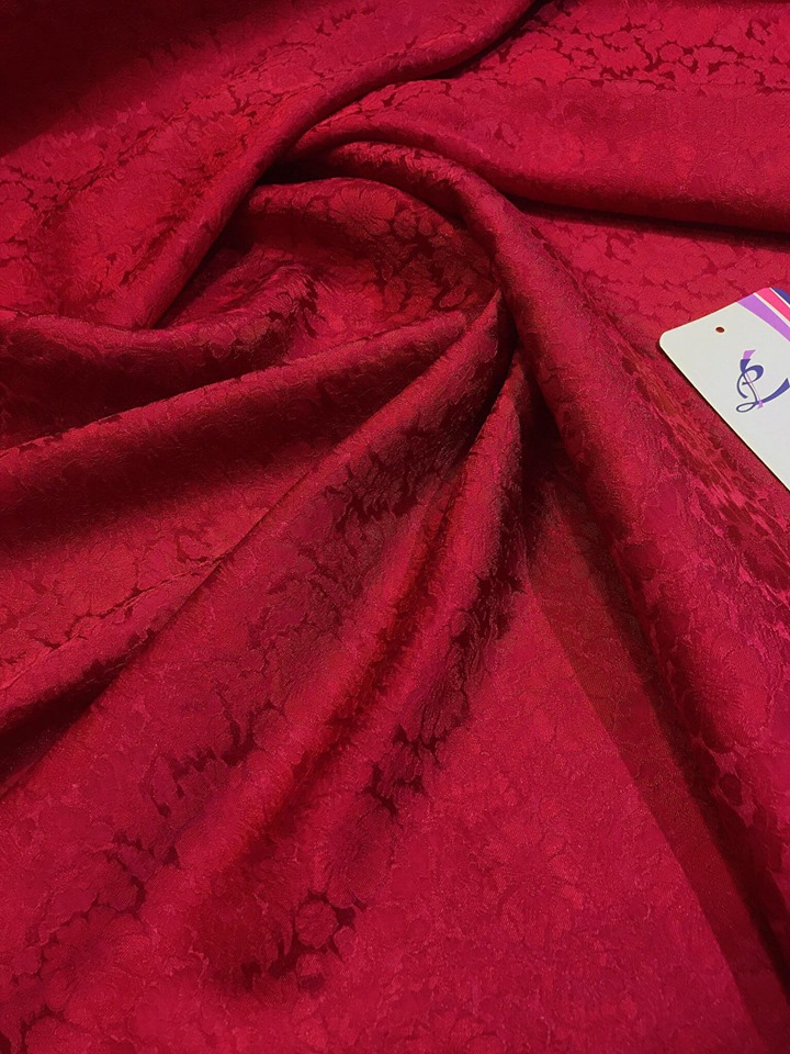 VẢI LỤA SATIN TƠ TẰM HOA CÚC MÀU ĐỎ