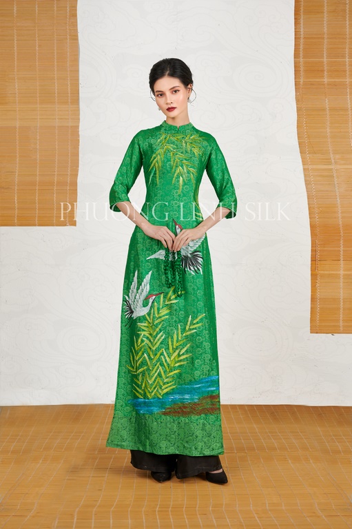 ÁO DÀI TRUYỀN THỐNG VẼ ACRYLIC MÀU XANH KÉT