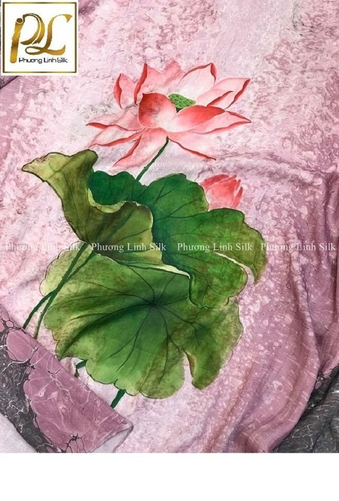 KHĂN LỤA VẼ TAY THỦY ẤN ĐỘC BẢN HOA SEN