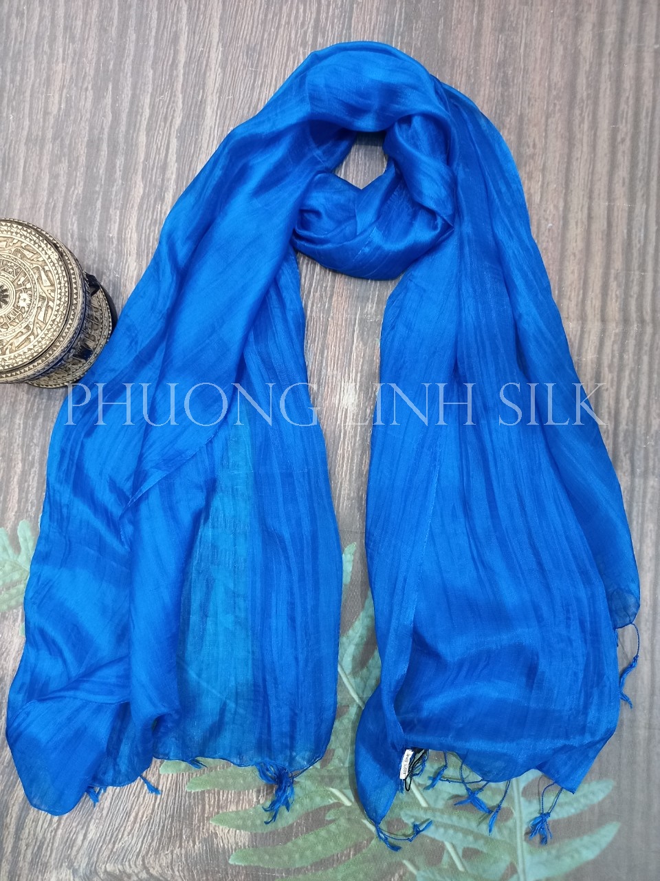 KHĂN LỤA NHẸ MỘT MÀU XANH BIỂN