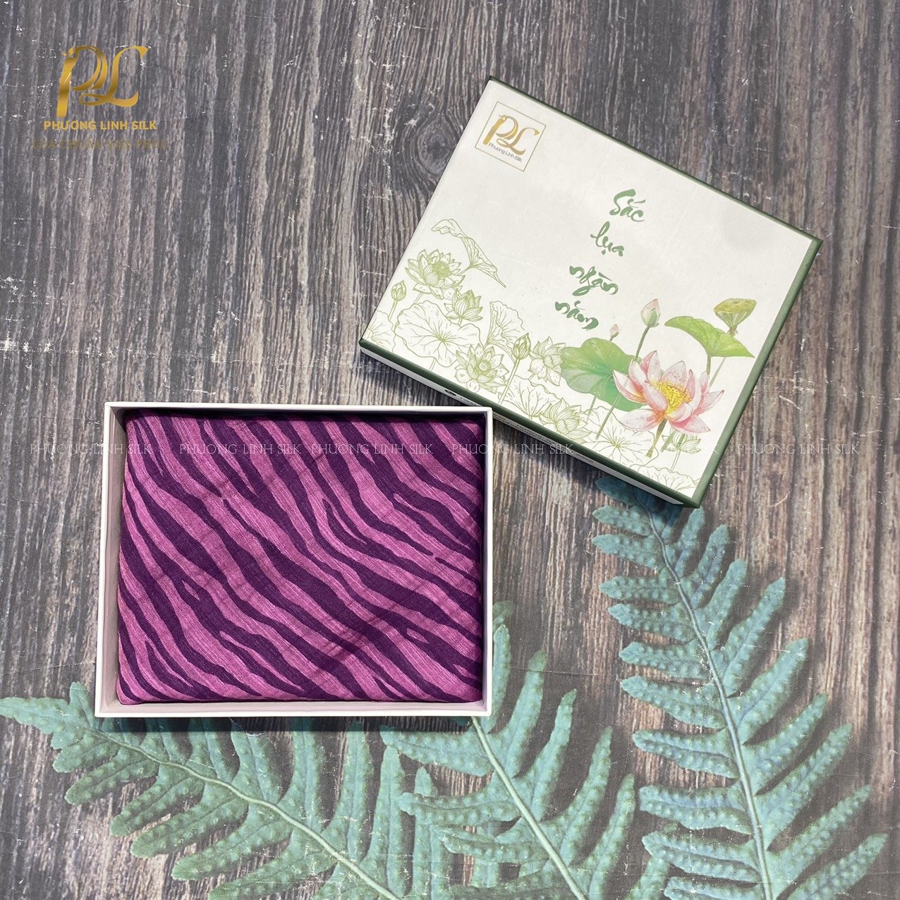 KHĂN TƠ THỦ CÔNG LANH IN NGHỆ THUẬT